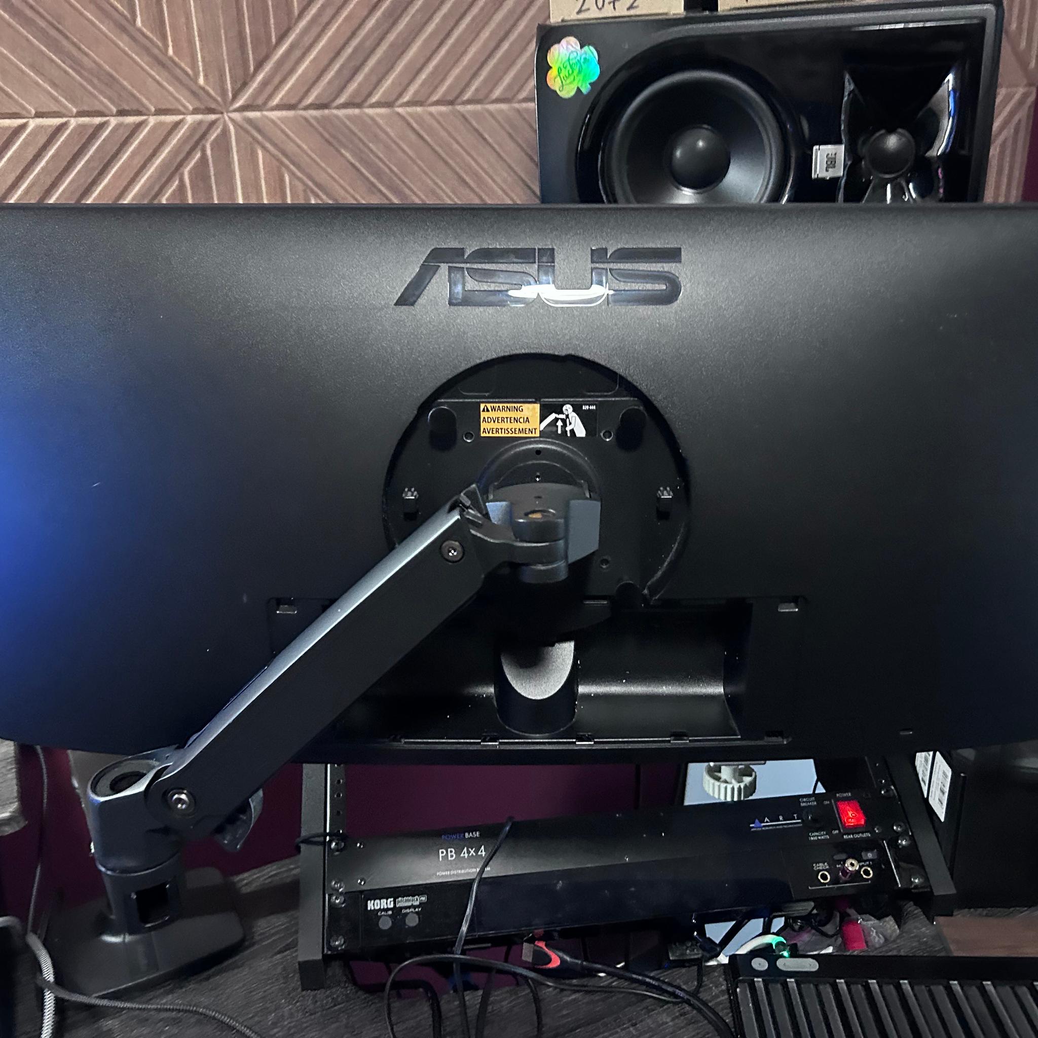 Asus ROG Strix 30” (220hz) (2560x1080) 1ms Gaming Monitor (XG309CM)