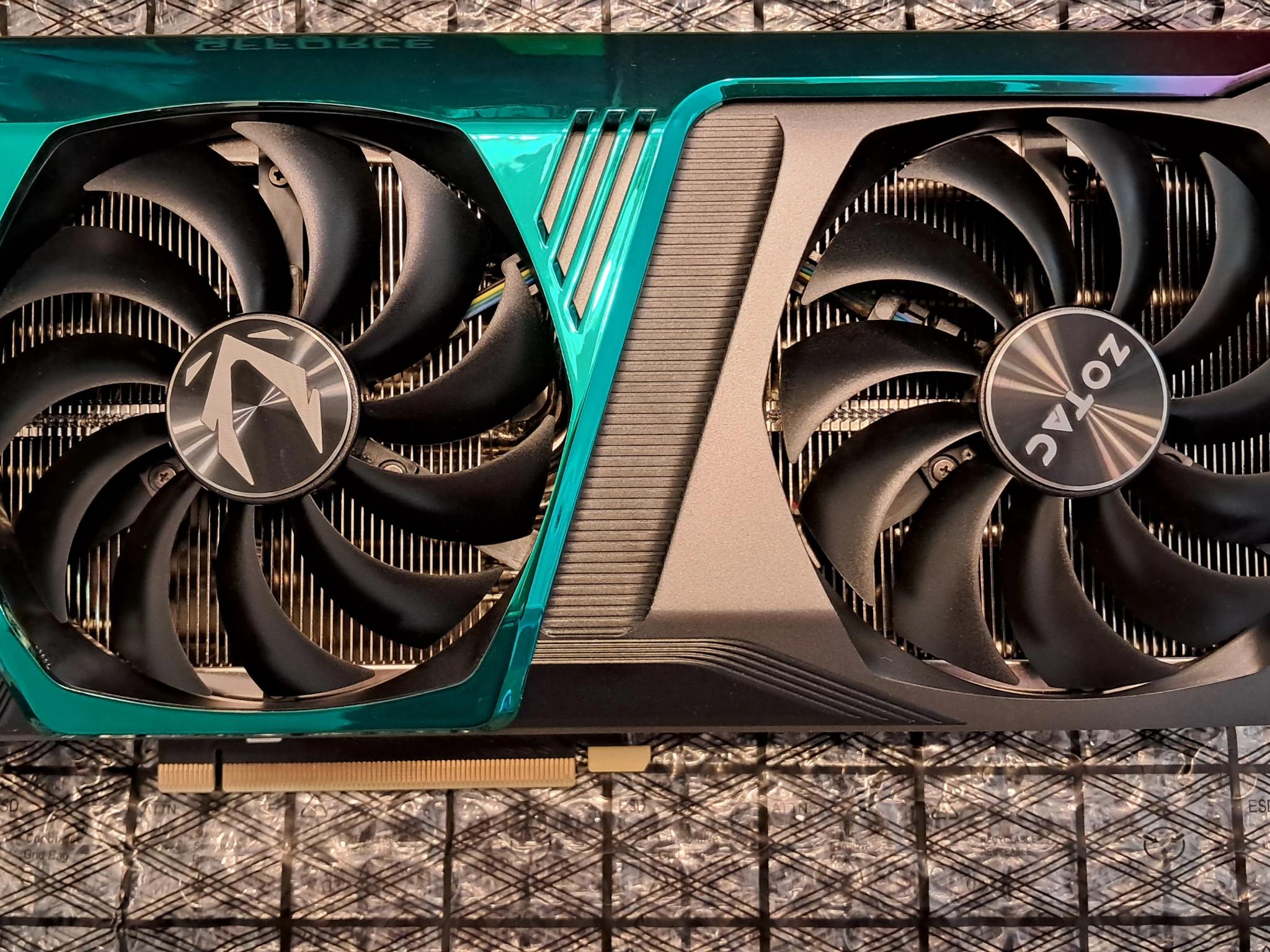 Zotac GeForce RTX 3070 AMP Holoblack
