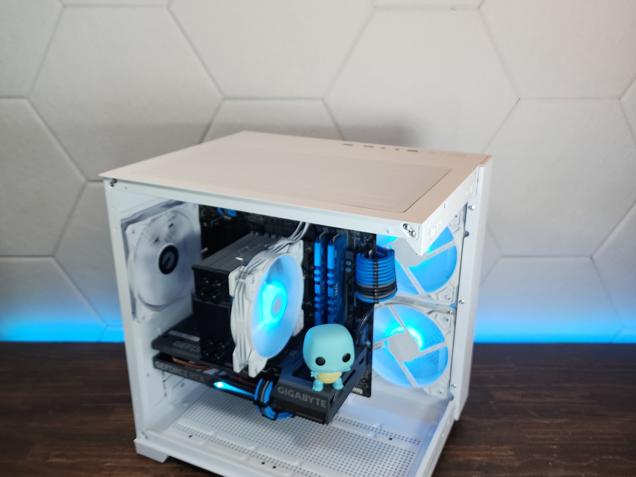 🤍💙RTX 3060 | Core i5 10400 | 16GB 3000MHz | 1TB NVMe SSD