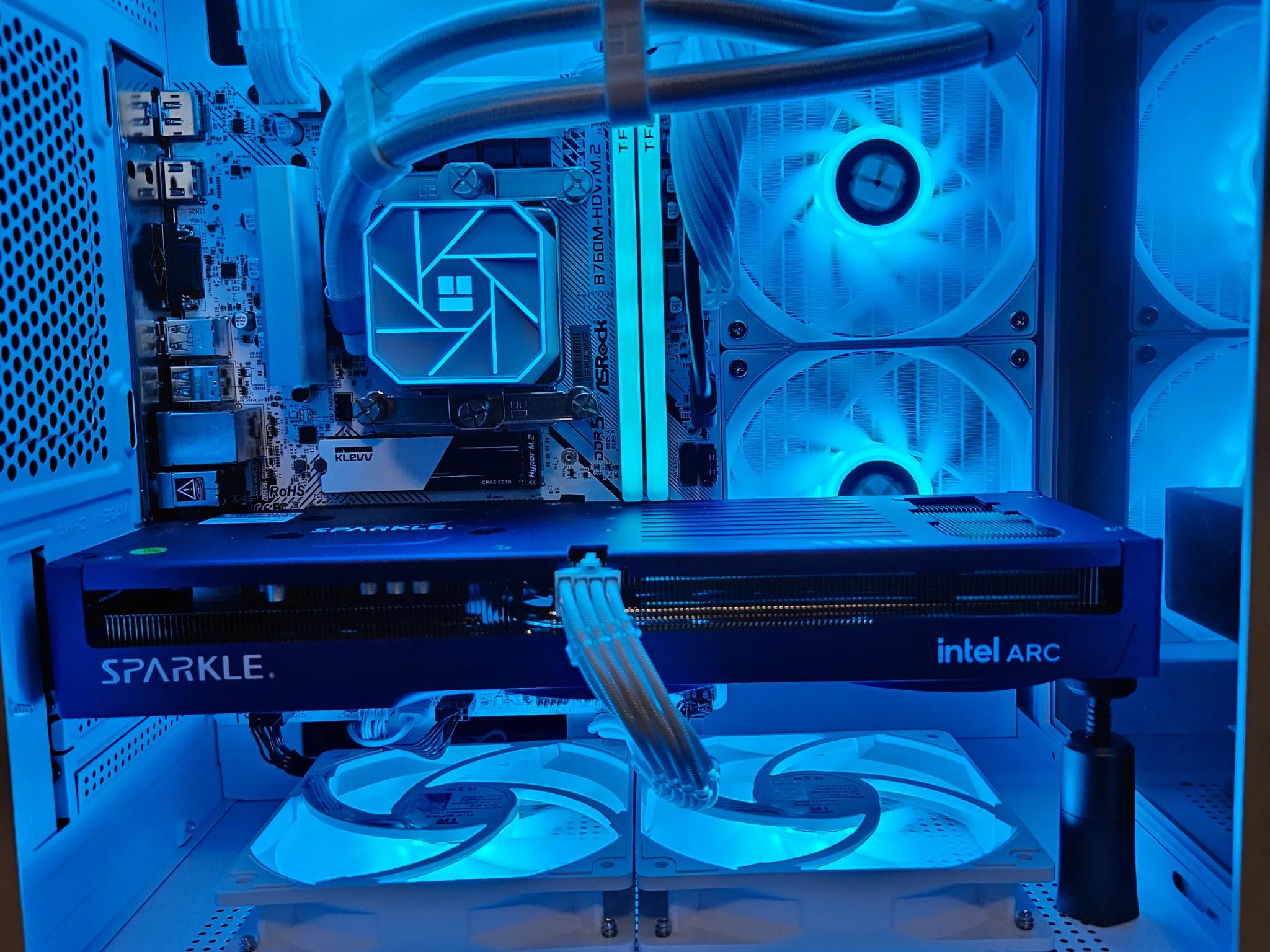 Limited time sale! Blue Team WINS! intel I5 / 35GB DDR5 / 1TB SSD / ARC B580