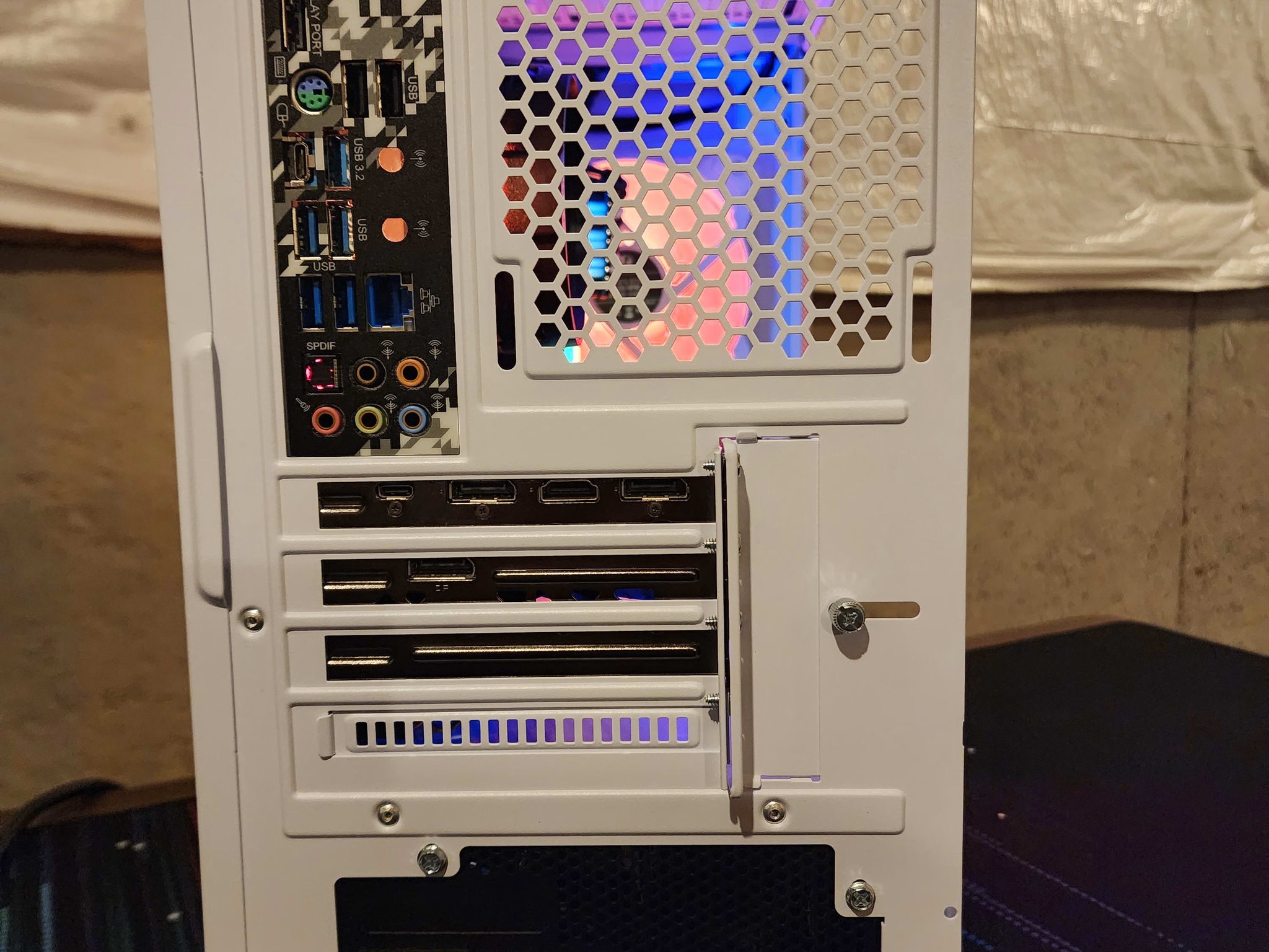 RTX 2080 SUPER / Ryzen 5 5600 - Custom Gaming Computer