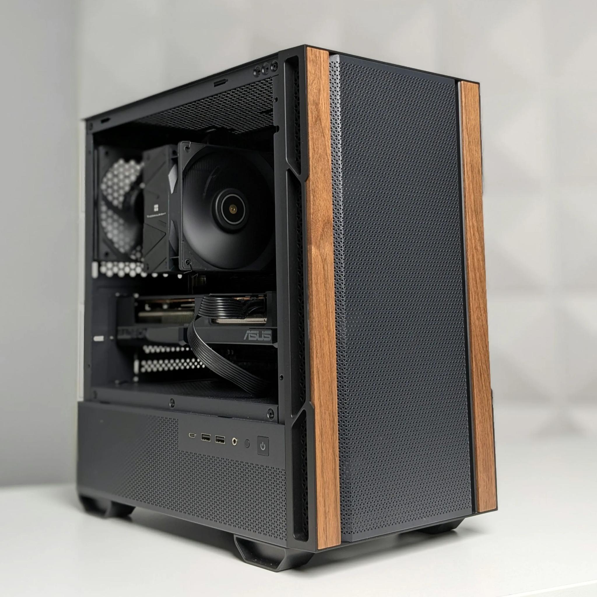 Mid Range Gaming PC - Ryzen 5 7500F - RX 7800 XT