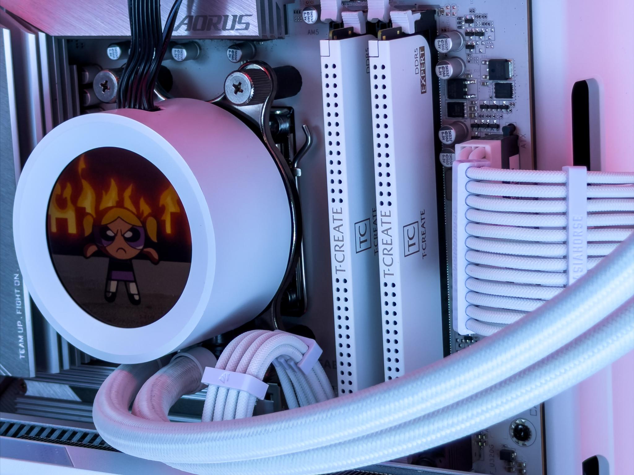 RTX 4070 |RYZEN5 9600x | 32gb DDR5 | 2TB SSD