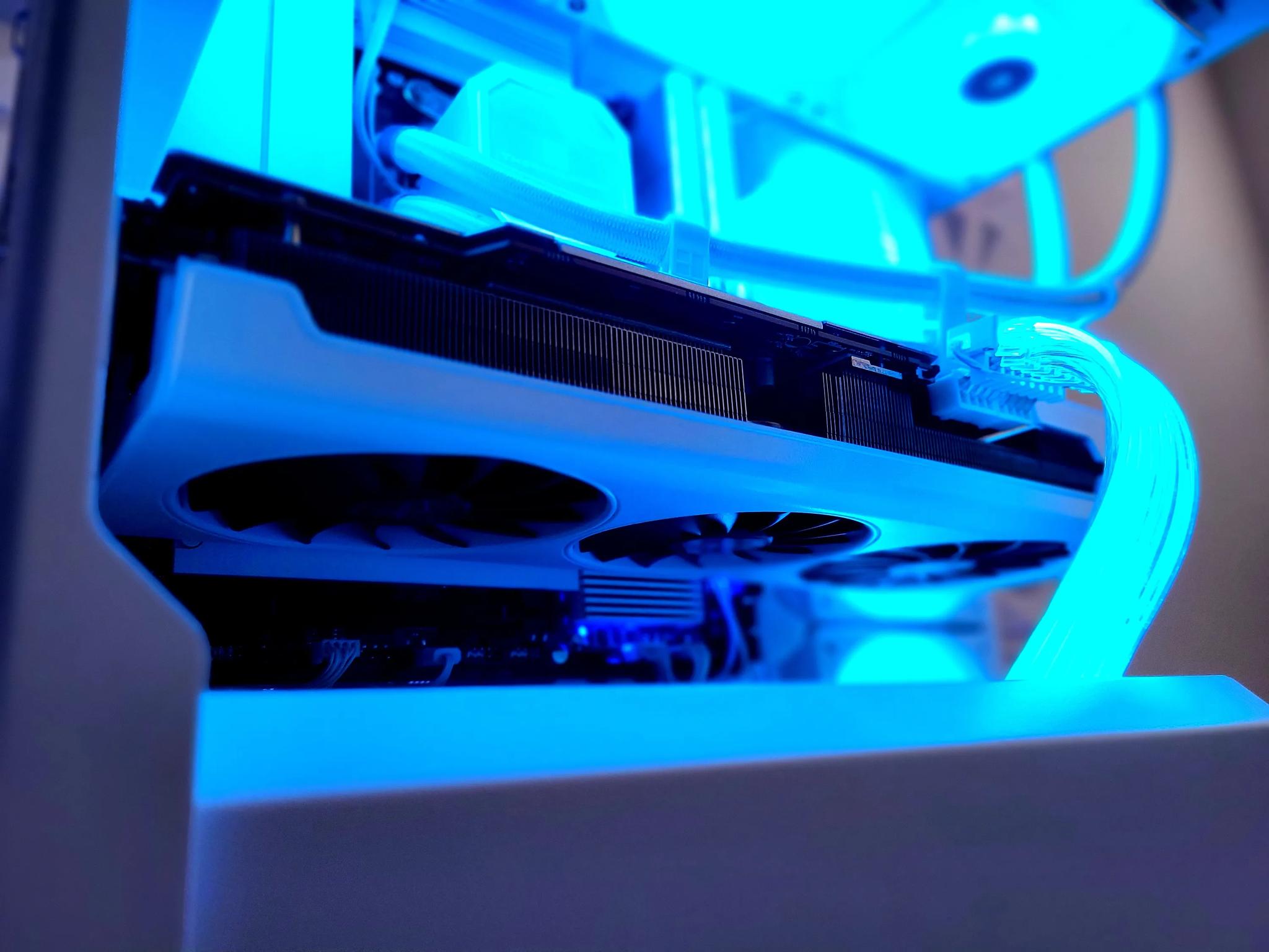 AMD Radeon RX 6800 16 GB | AMD Ryzen 5 7500F 6-Core CPU | 32 GB Ram | 1 TB SSD