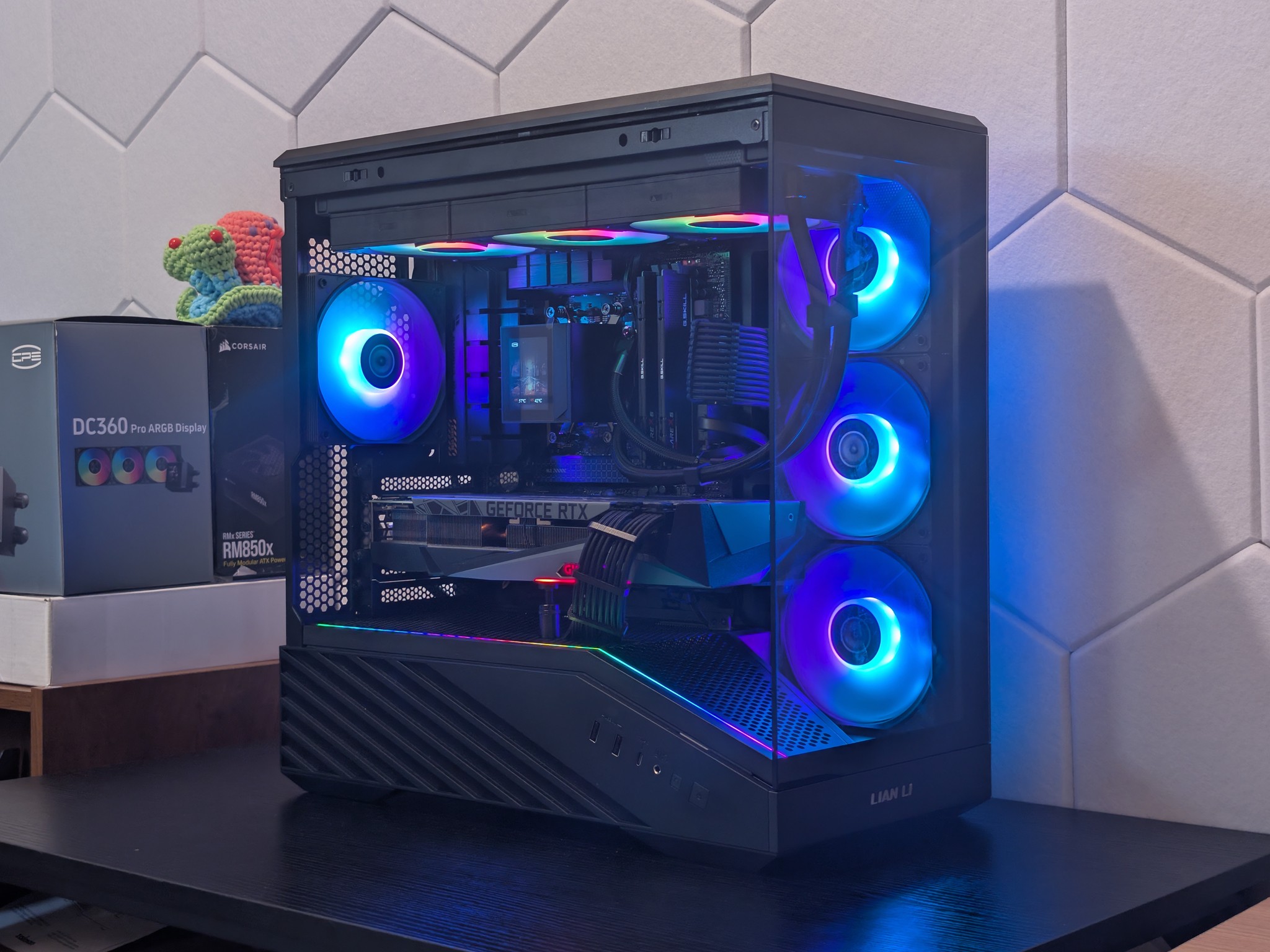 🐦‍⬛🔥1440p Gaming Beast | RTX 3080Ti | Ryzen 7 7700X | 2TB SSD | 32GB RAM | WiFi 6 & Bluetooth🔥🐦‍⬛