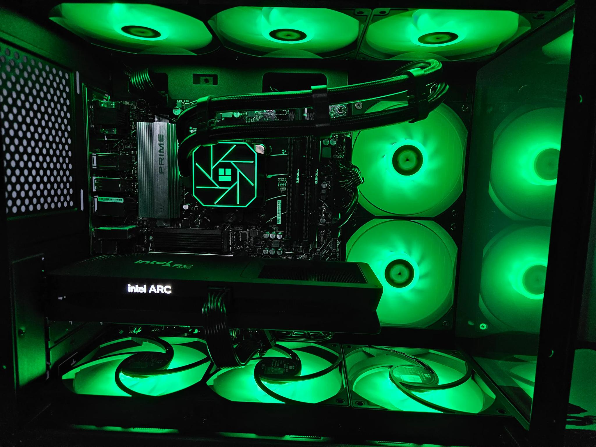 Limited time 2TB SSD UPGRADE! Liquid cooled Ryzen 5 / 32GB DDR5 / 2TB SSD / Intel ARC B580 12GB