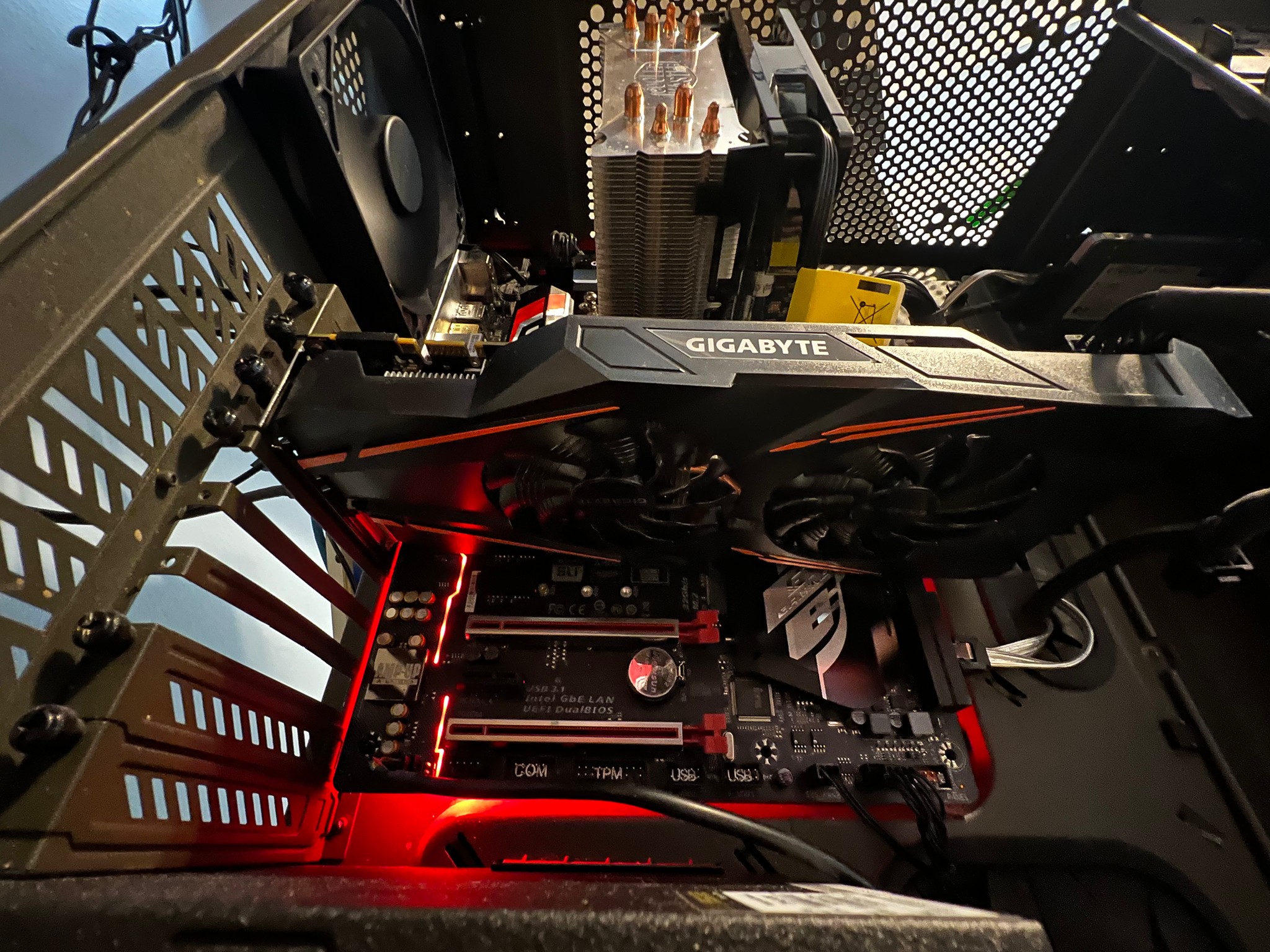 GIGABYTE GTX 1070 8 GB WINDFORCE in mint condition