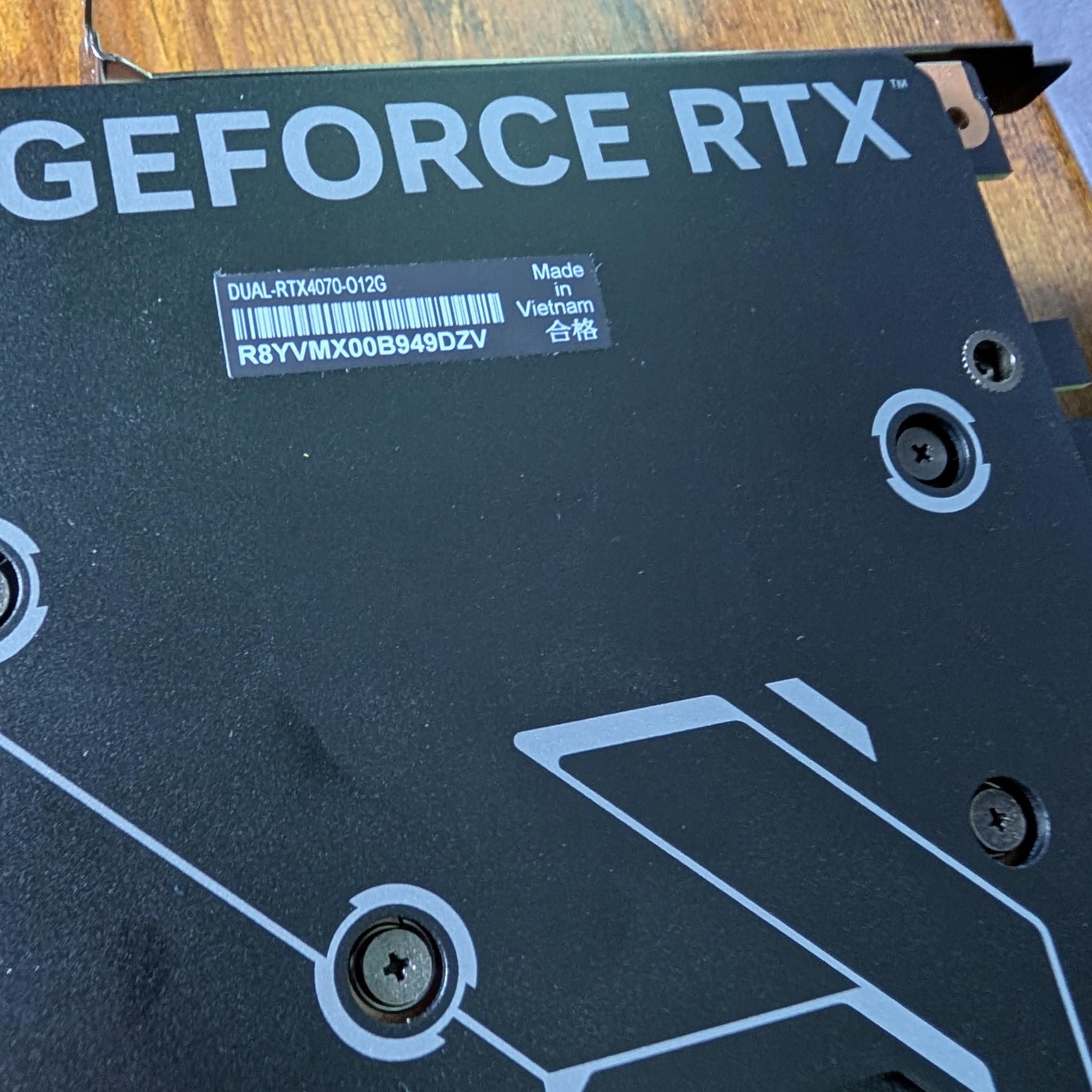 Asus DUAL OC GeForce RTX 4070