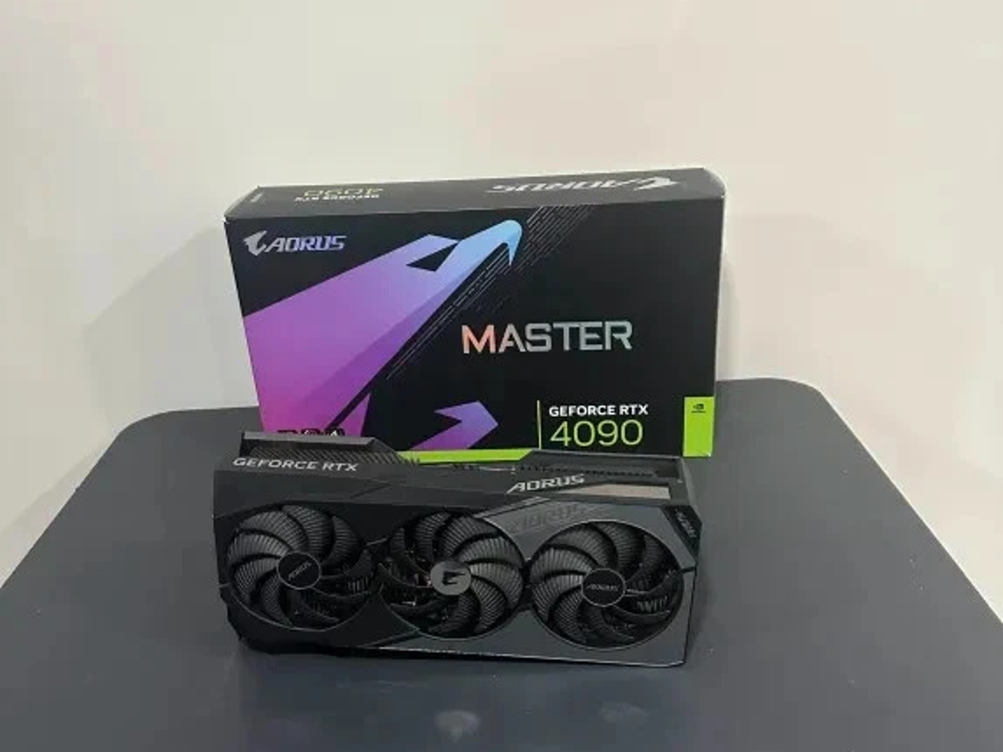 GIGABYTE AORUS GeForce RTX 4090 MASTER 24GB GDDR6X Graphics Card