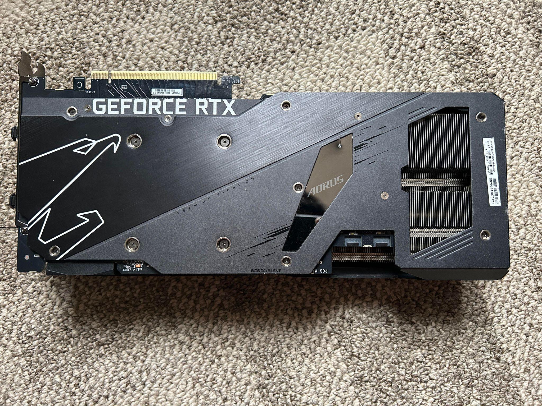 NOT WORKING Gigabyte Aorus RTX 3090