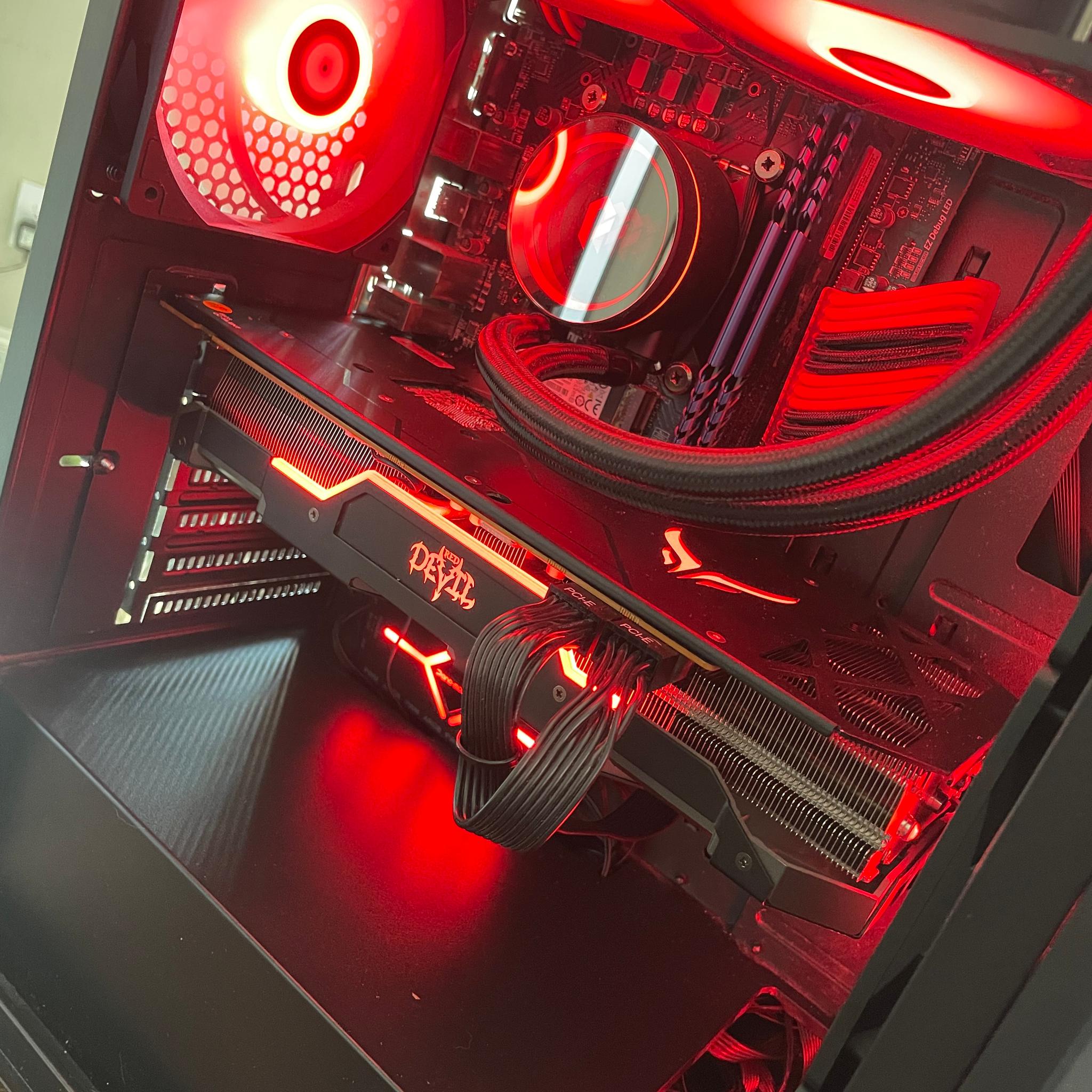 AMAZING Custom Gaming PC with Excellent Upgrade Path