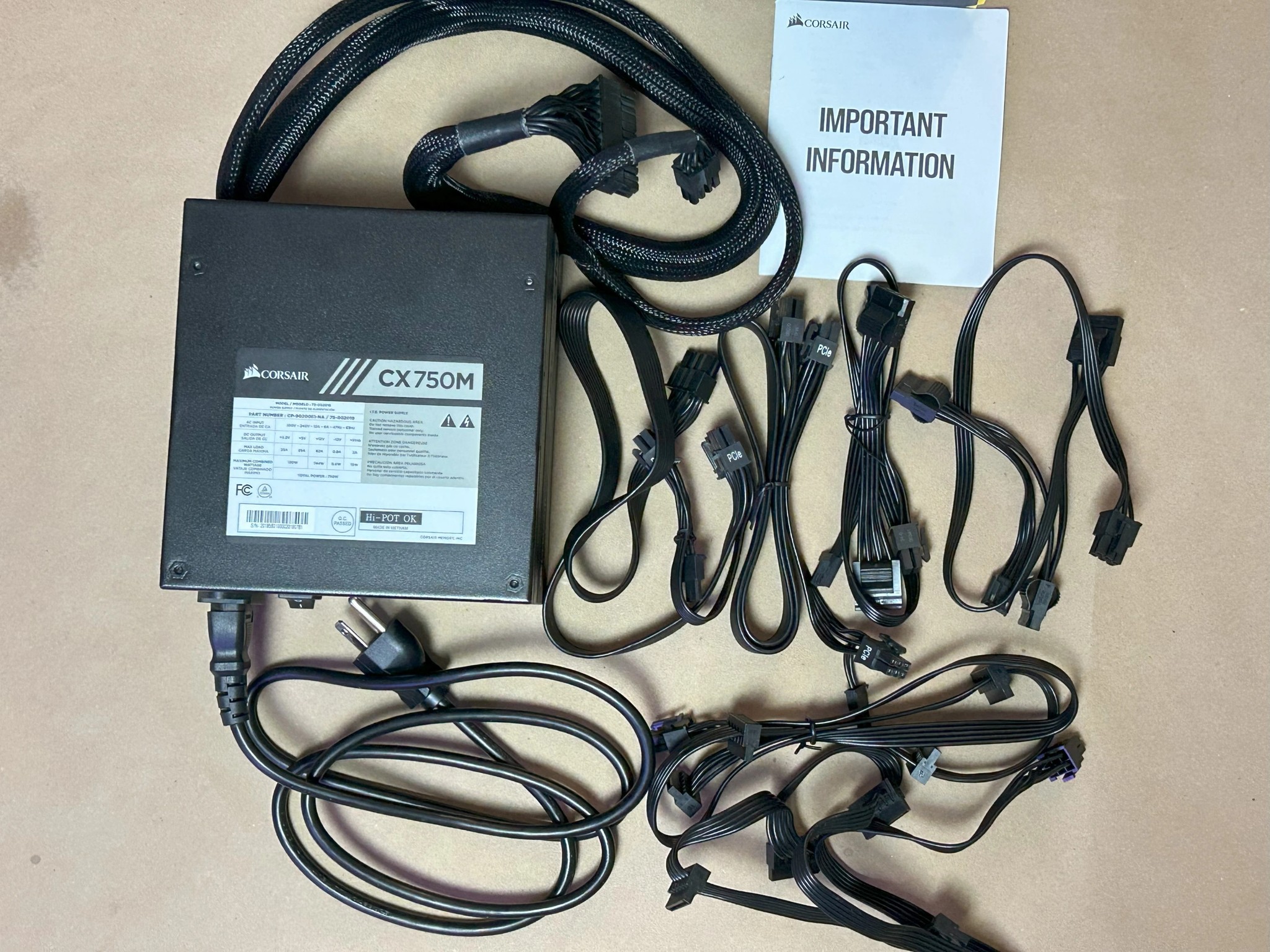 Corsair CXM 750 W 80+ Bronze Certified Semi-modular ATX Power Supply