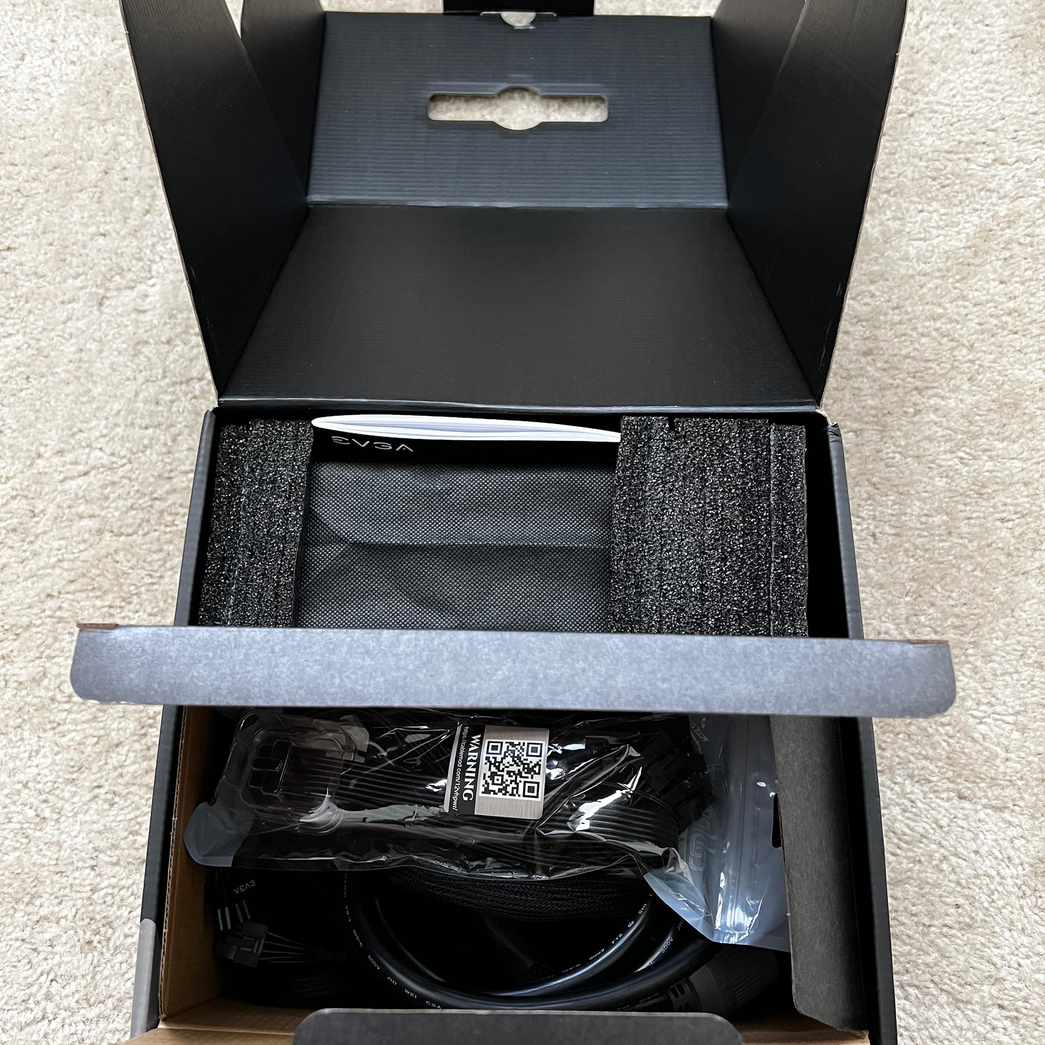 EVGA SuperNOVA 1600 P+, 80+ PLATINUM 1600W 220-PP-1600-X1 + CableMod 12VHPWR