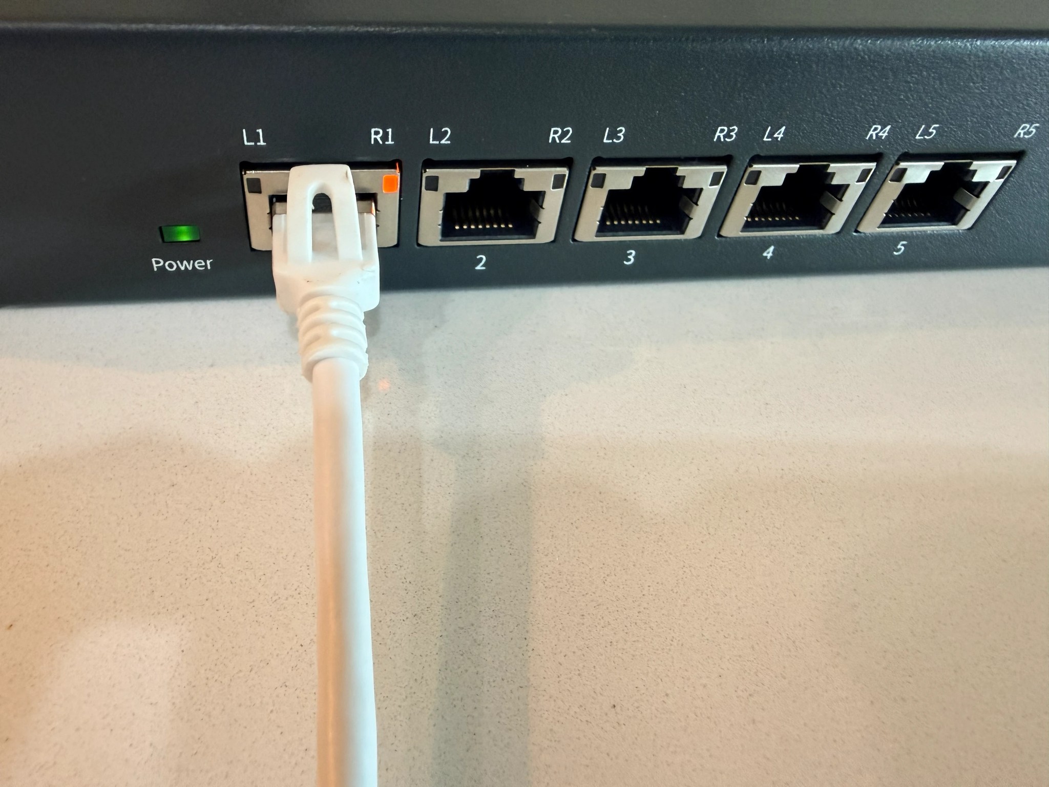 5-Port 10G Ethernet Switch 10000M Network Switch RJ45 Network Hub Splitter TL-ST1005
