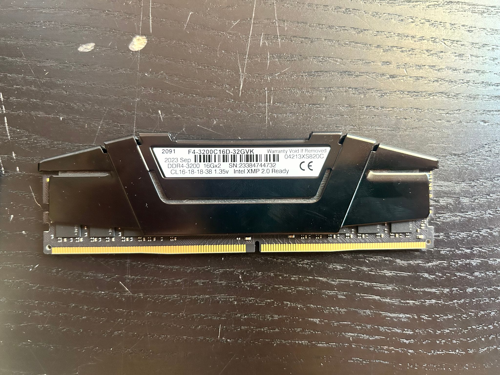 G. SKILL Ripjaws V Series 32GB (2 x 16GB) PC4-25600 (DDR4-3200) Memory