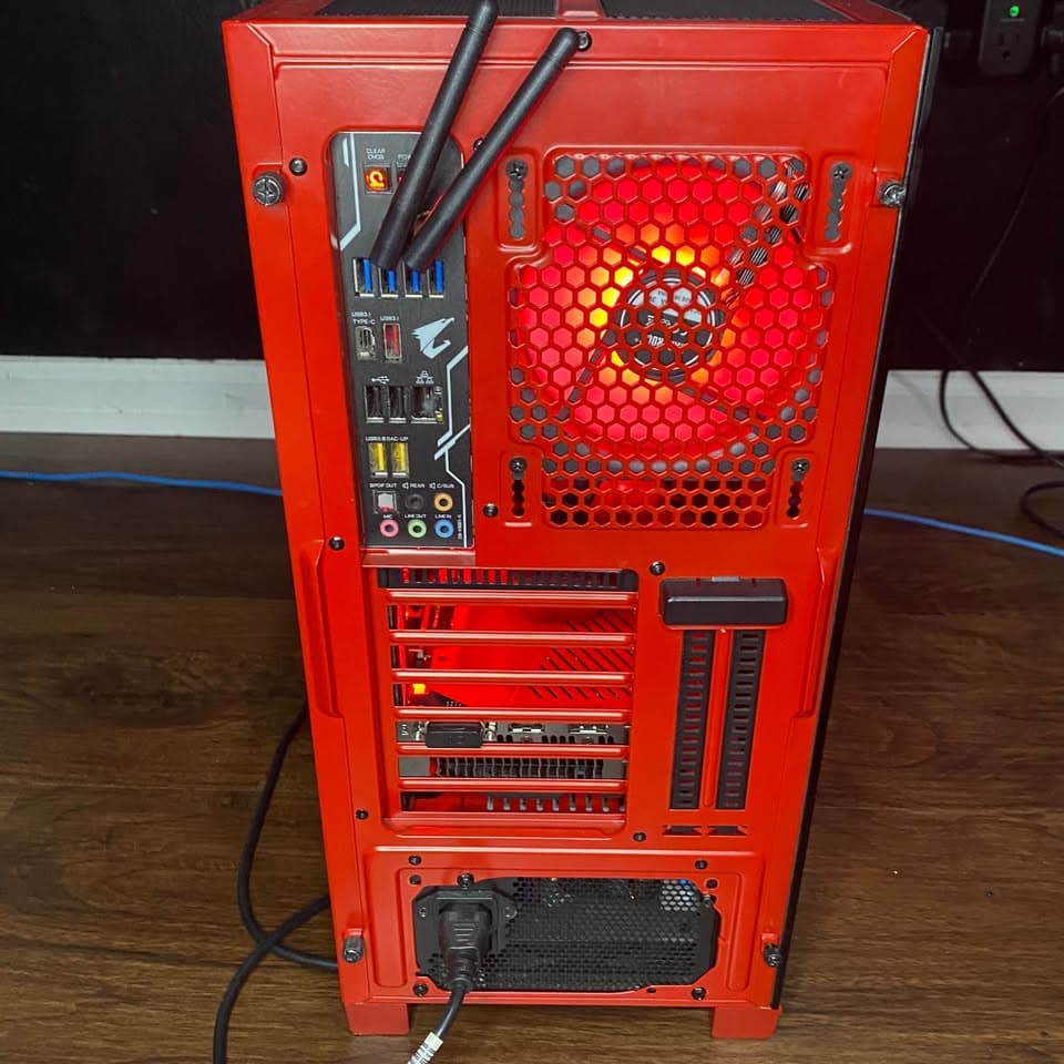 Red Gaming PC (GTX 1660 Super + AMD Ryzen 7 2700X + 16GB DDR4 + HDD + SSD)