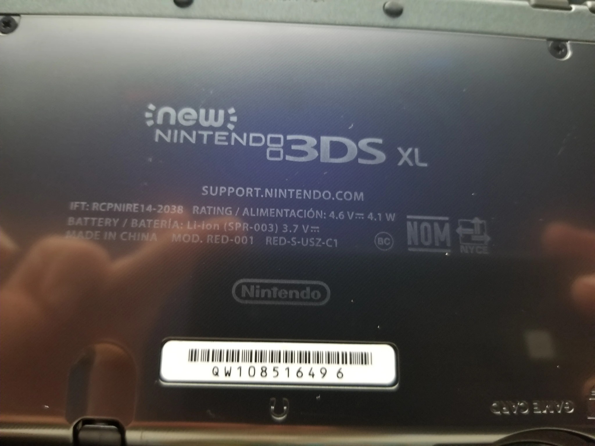 Fully Modded Nintendo New 3DS XL 4GB Handheld Gaming System W carrying case and 200 games installed.