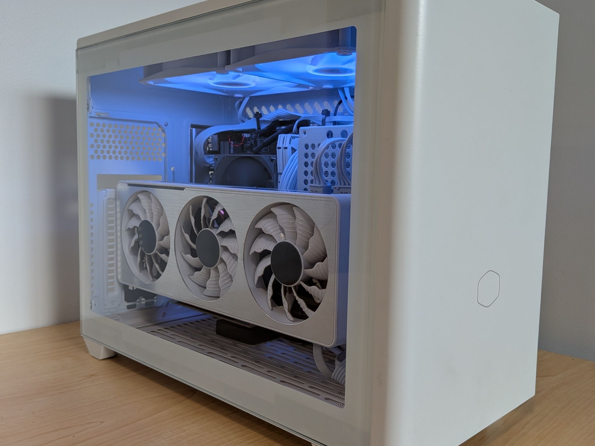 White ITX Gaming PC: Ryzen 5 5500 | RTX 3070 | 16GB DDR4 | 1TB SSD