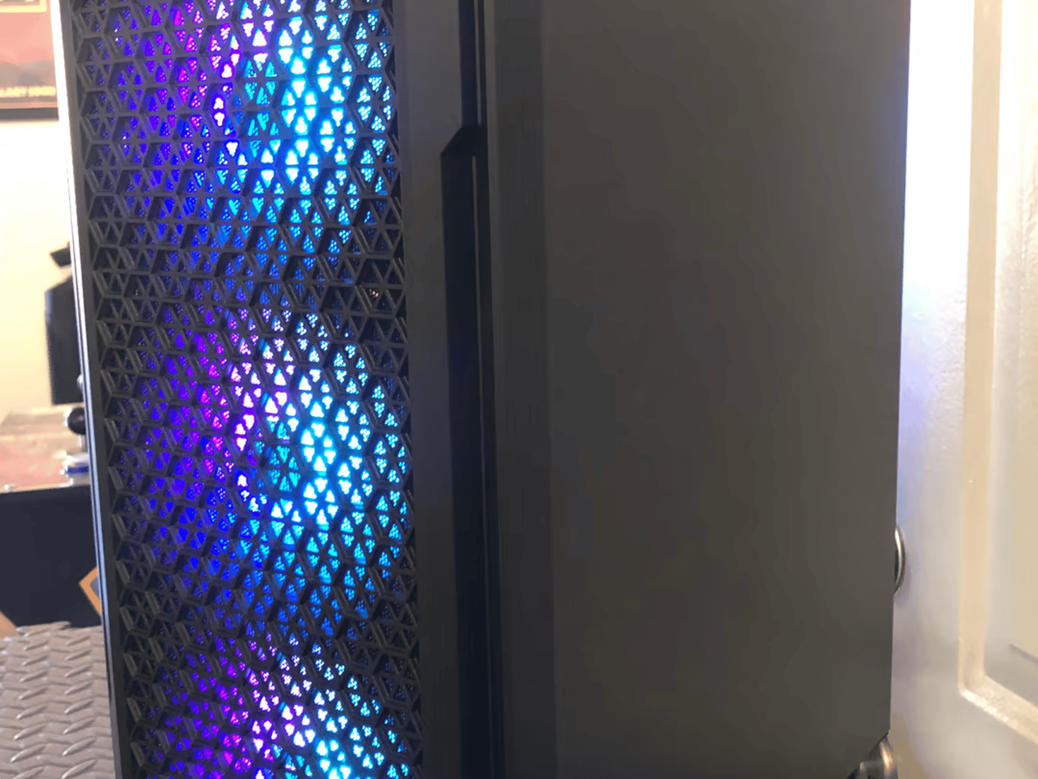 Awesome Gaming PC i3-10105 + GTX 1650