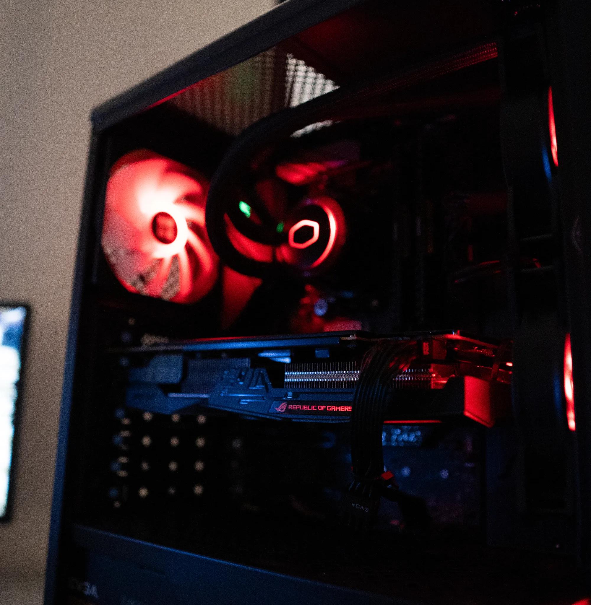 🩸⚫ | GTX 1660 Ti | RYZEN 7 2700X | 16GB DDR4 RAM | 256GB NVME SSD + 1TB HDD | Ruby Rocket 4.0