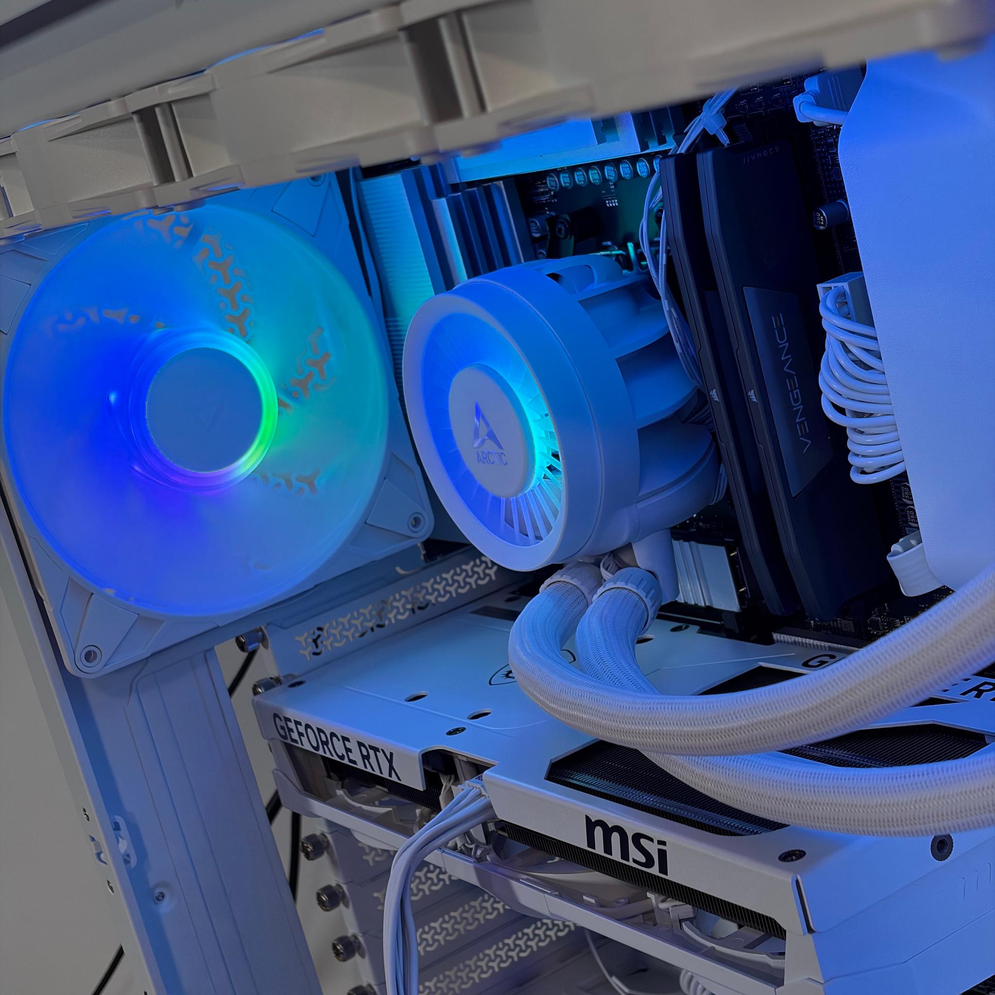 GeForce RTX 5080, Ryzen 7 9800X3D, 96GB RAM Gaming Beast