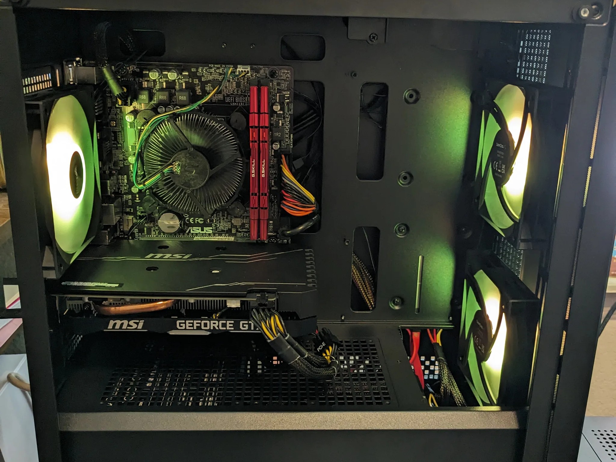 FREE SHIP|| i5-7500, GTX 1660S, 16GB RAM, 512GB SSD, Win10, WiFi, RGB