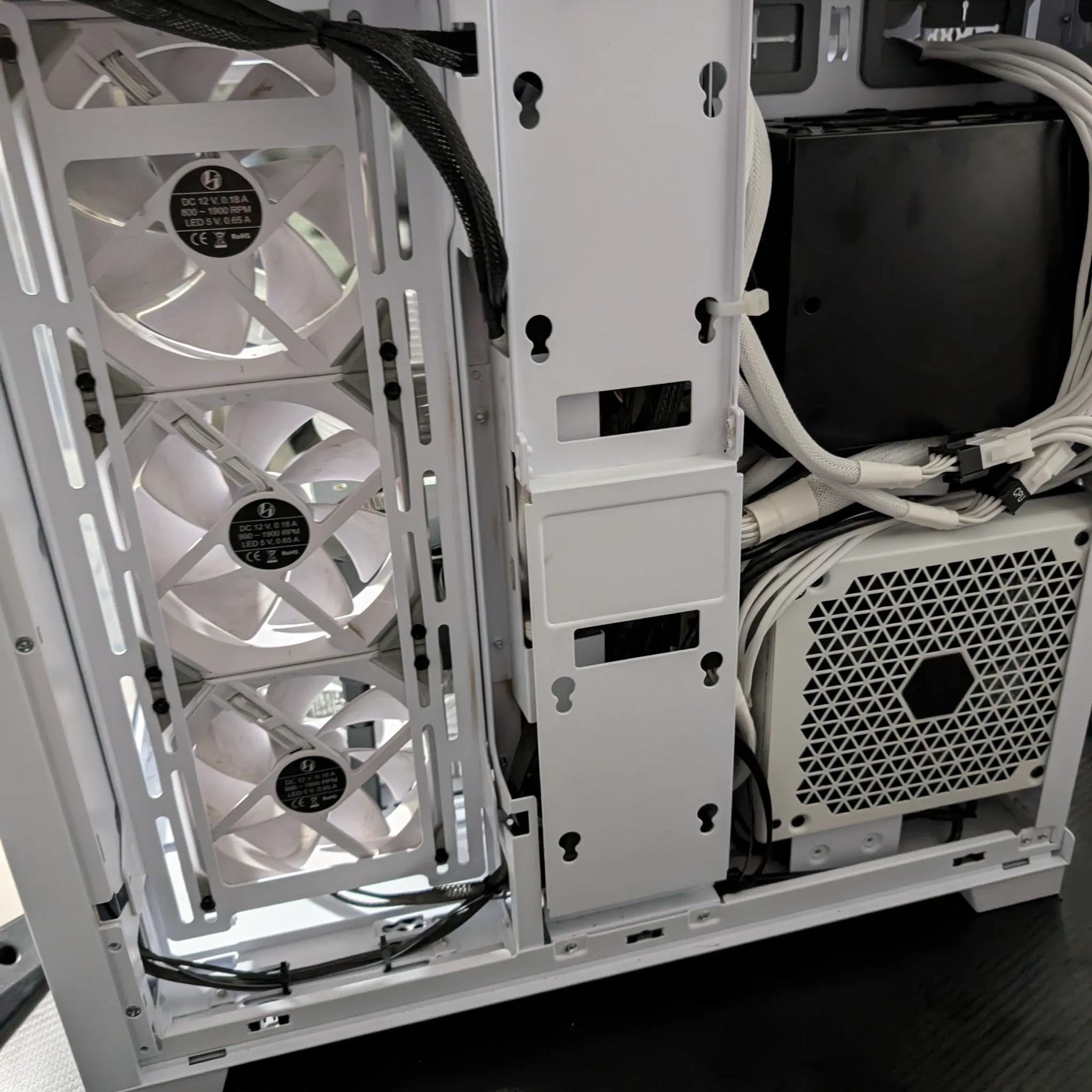 FLASH SALE ⚡ i7 13700K, RTX 3080Ti, 32GB RAM