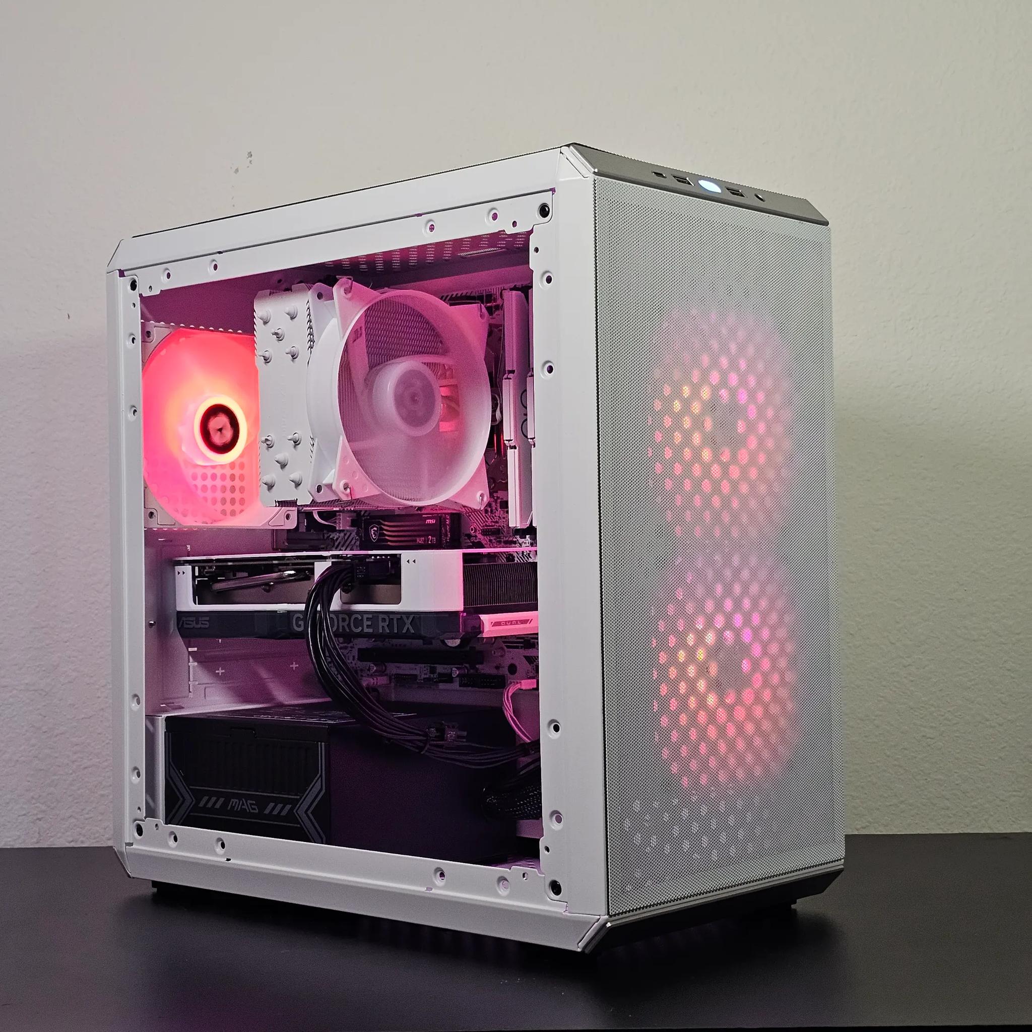 RTX 4060 8GB// Ryzen 5 3600 // 2TB SSD // 32GB DDR4 // "Domino" 1080p