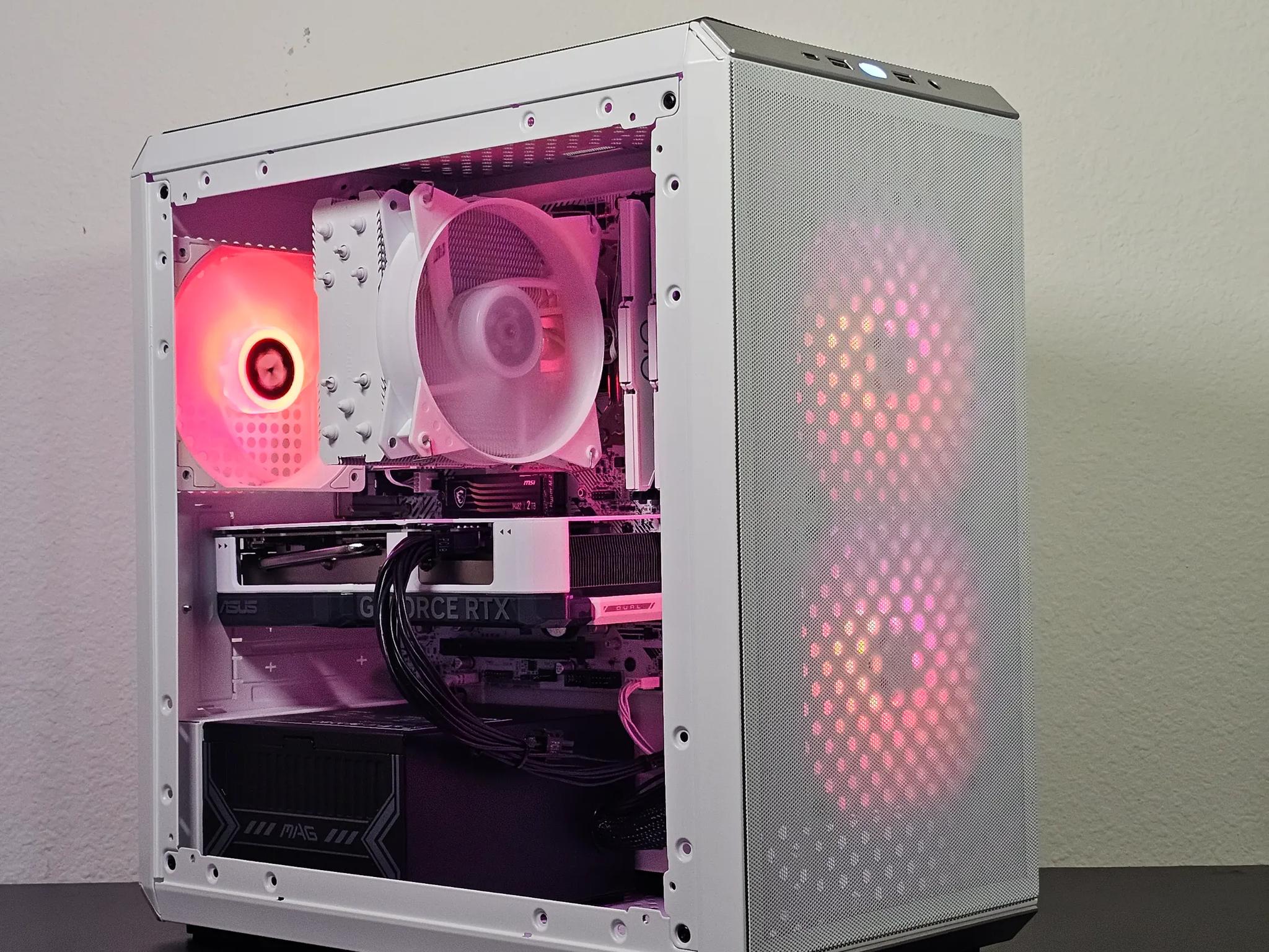 RTX 4060 8GB// Ryzen 5 3600 // 2TB SSD // 32GB DDR4 // "Domino" 1080p