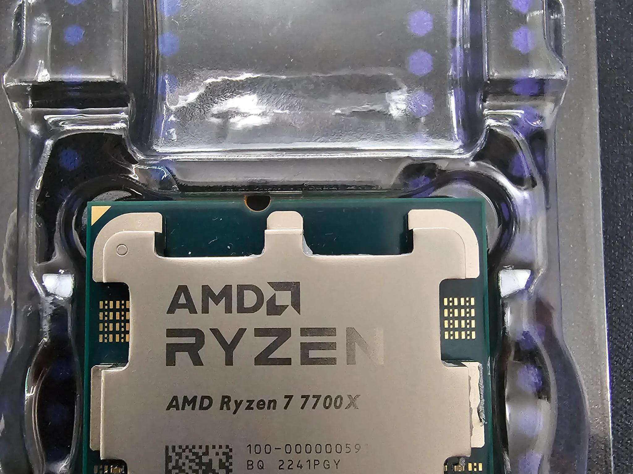 AMD Ryzen 7 7700X