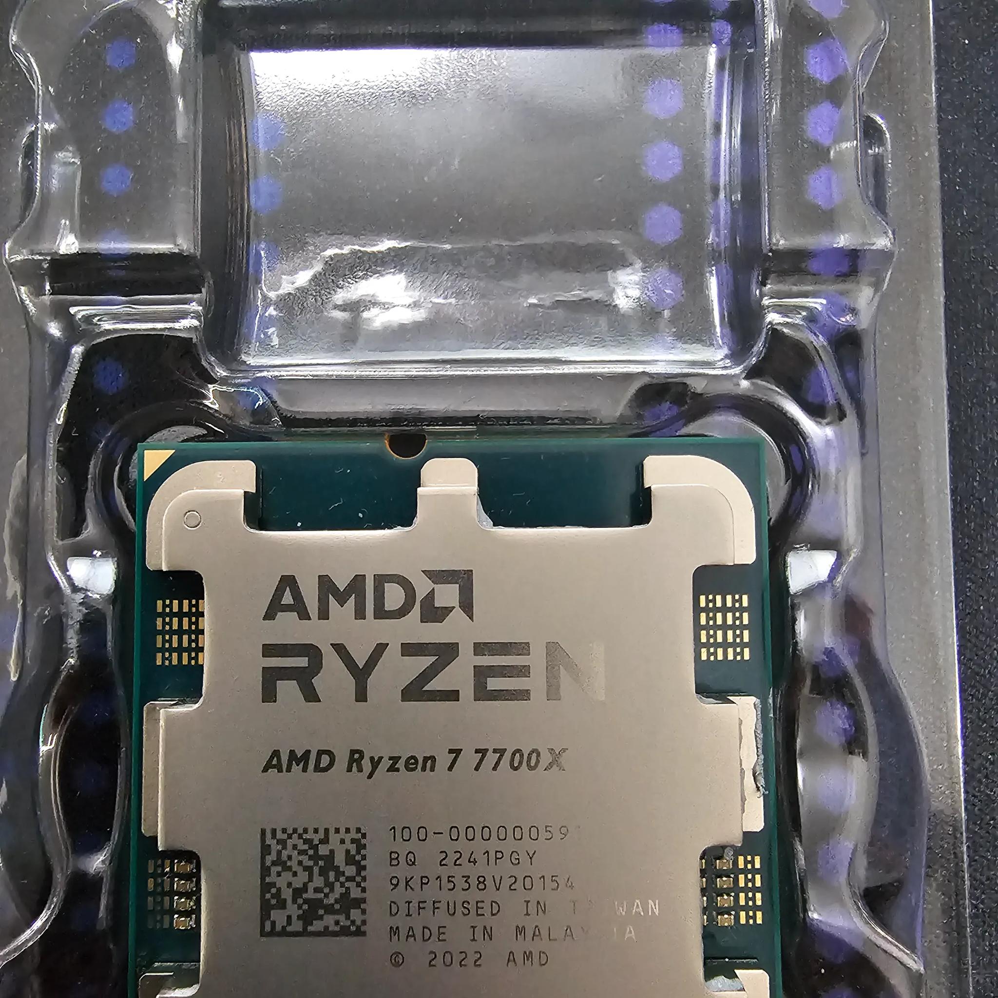 AMD Ryzen 7 7700X