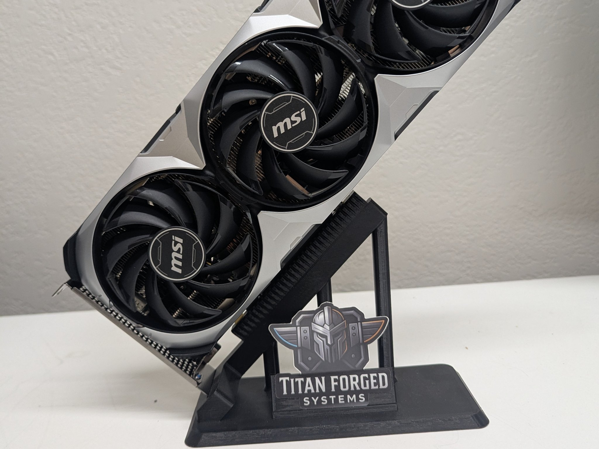 🔹 MSI GeForce RTX 4070 VENTUS 3X | 12GB GDDR6X