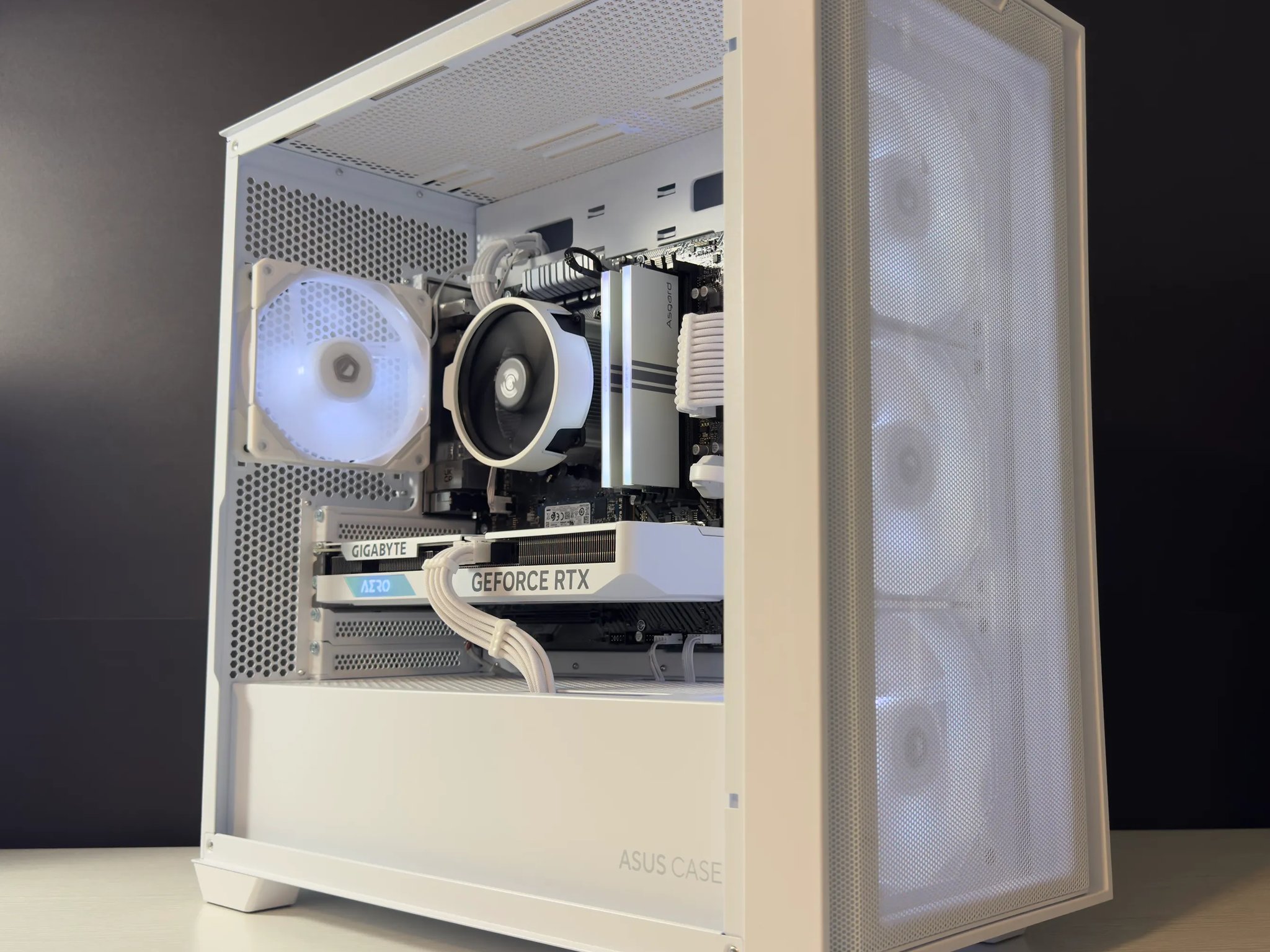 🧊FROST🧊 Gaming PC | AMD Ryzen 5 3600 | 16GB DDR4 | RTX 4060 | 1TB m.2 SSD | Win11 PRO | Wi-Fi