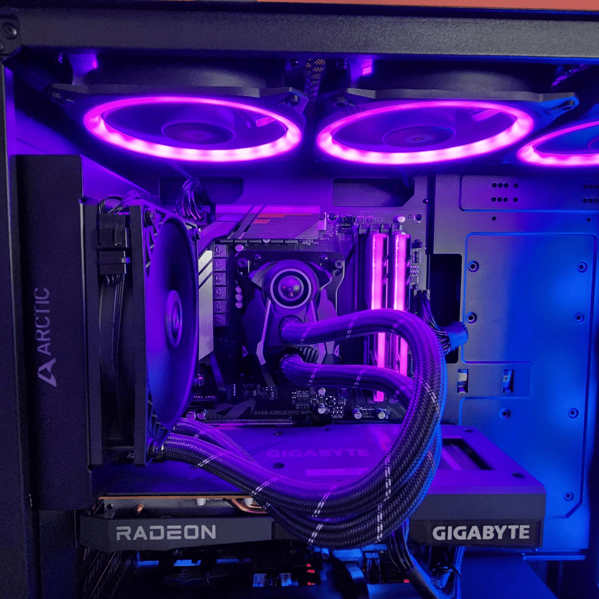 All AMD Rig, Ryzen 5600X and RX 6600XT, 16GB Ram, Liquid cooler.