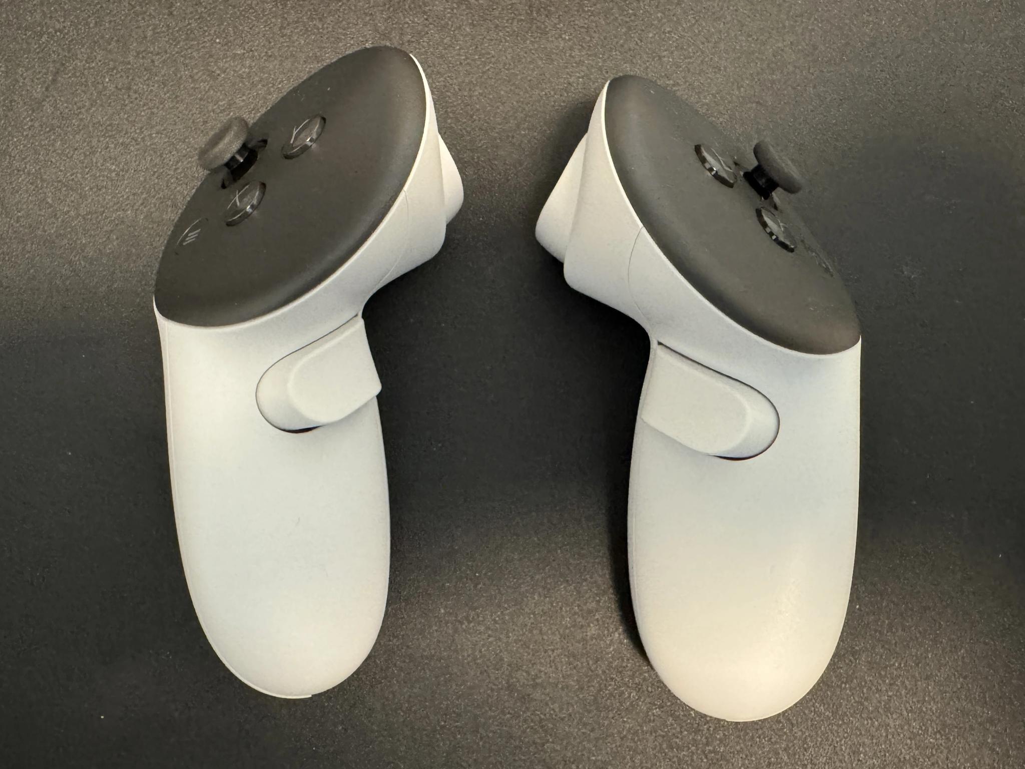 Meta Quest 3 512GB + KIWI K4 Head Strap + Syntech Hard Carrying Case (Bundle)