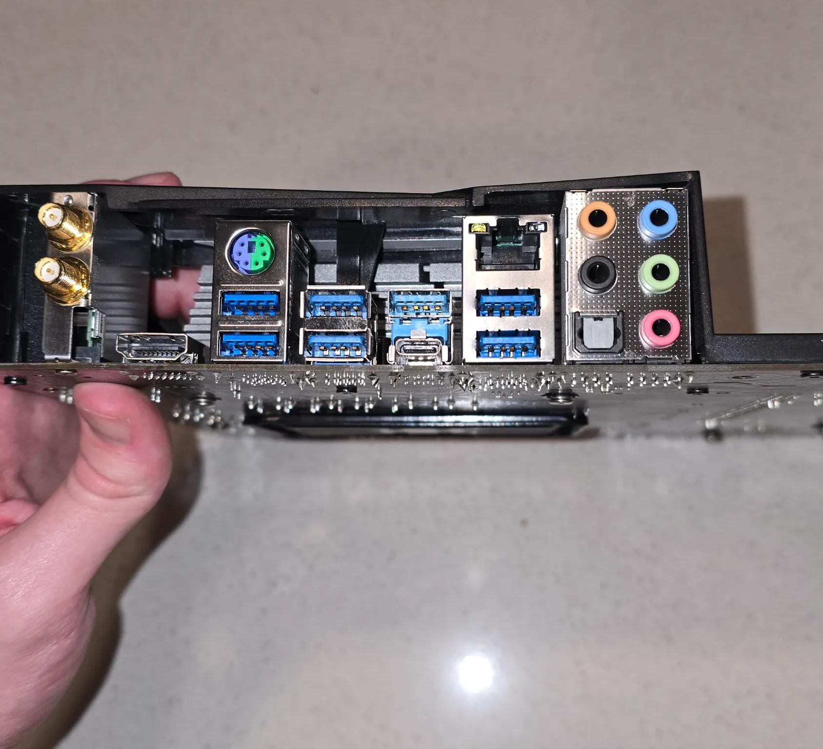 ASRock X470 Master Motherboard SLI/AC AM4 AMD Promontory X470 SATA 6Gb/s ATX