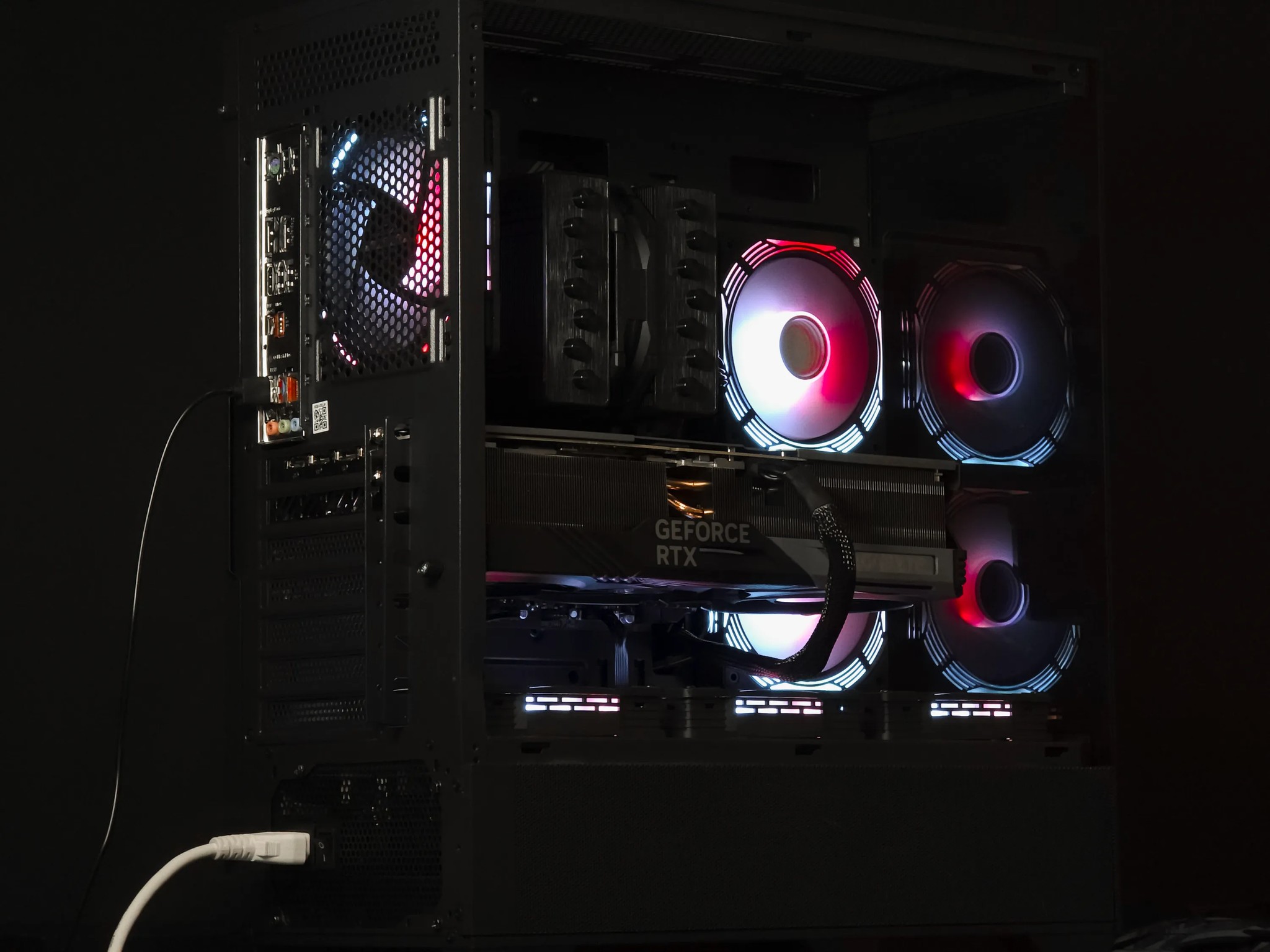 RTX 4090/ R9 7950X 3D / 64GB DDR5 Gaming PC Computer