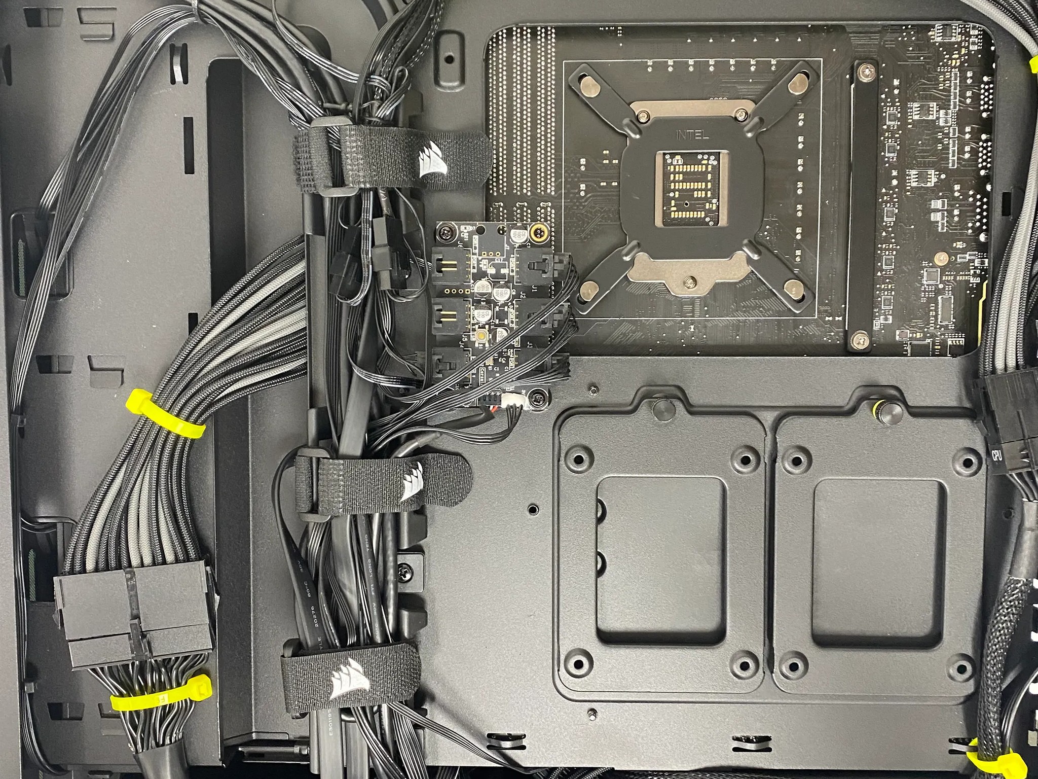 Galactic Powerhouse|i9-10850K | 32 GB |1 TB NVME | RTX 2060 Super | Corsair