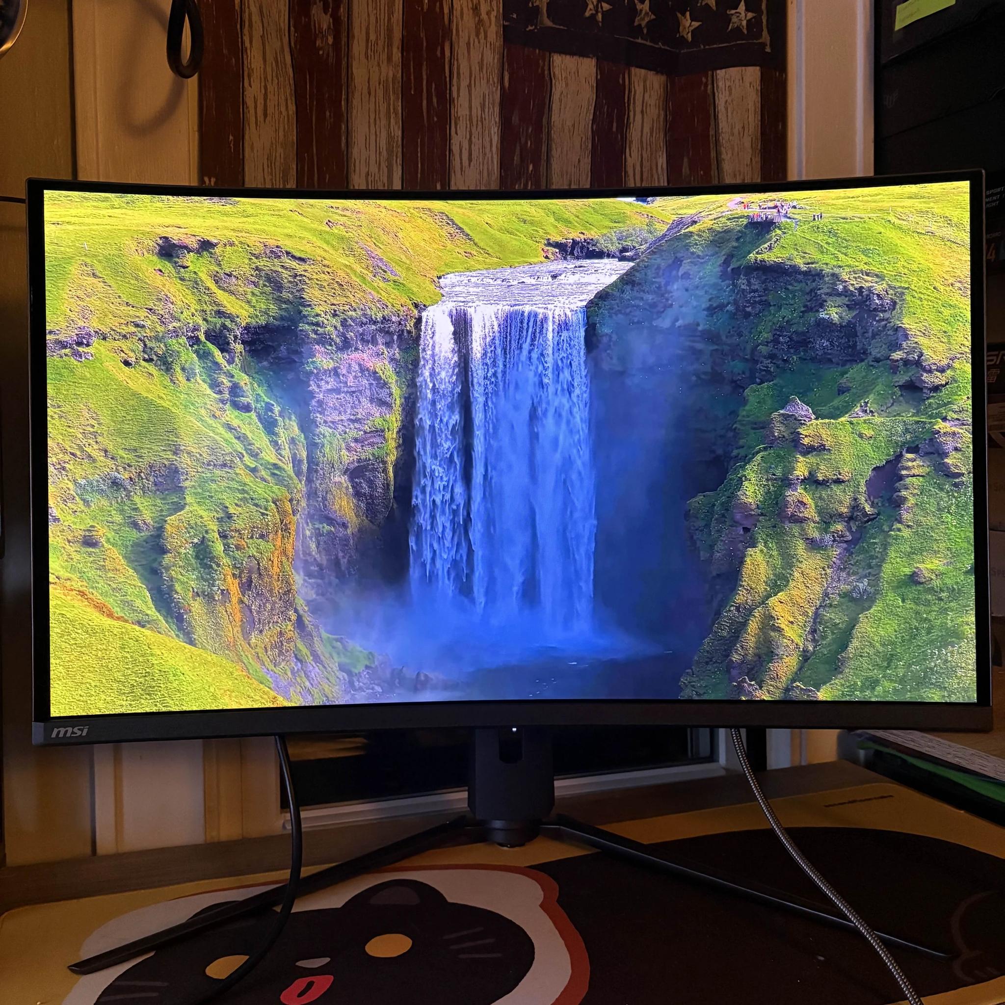 MSI MAG 321CURX QD-OLED 32" 4K UHD (CS)