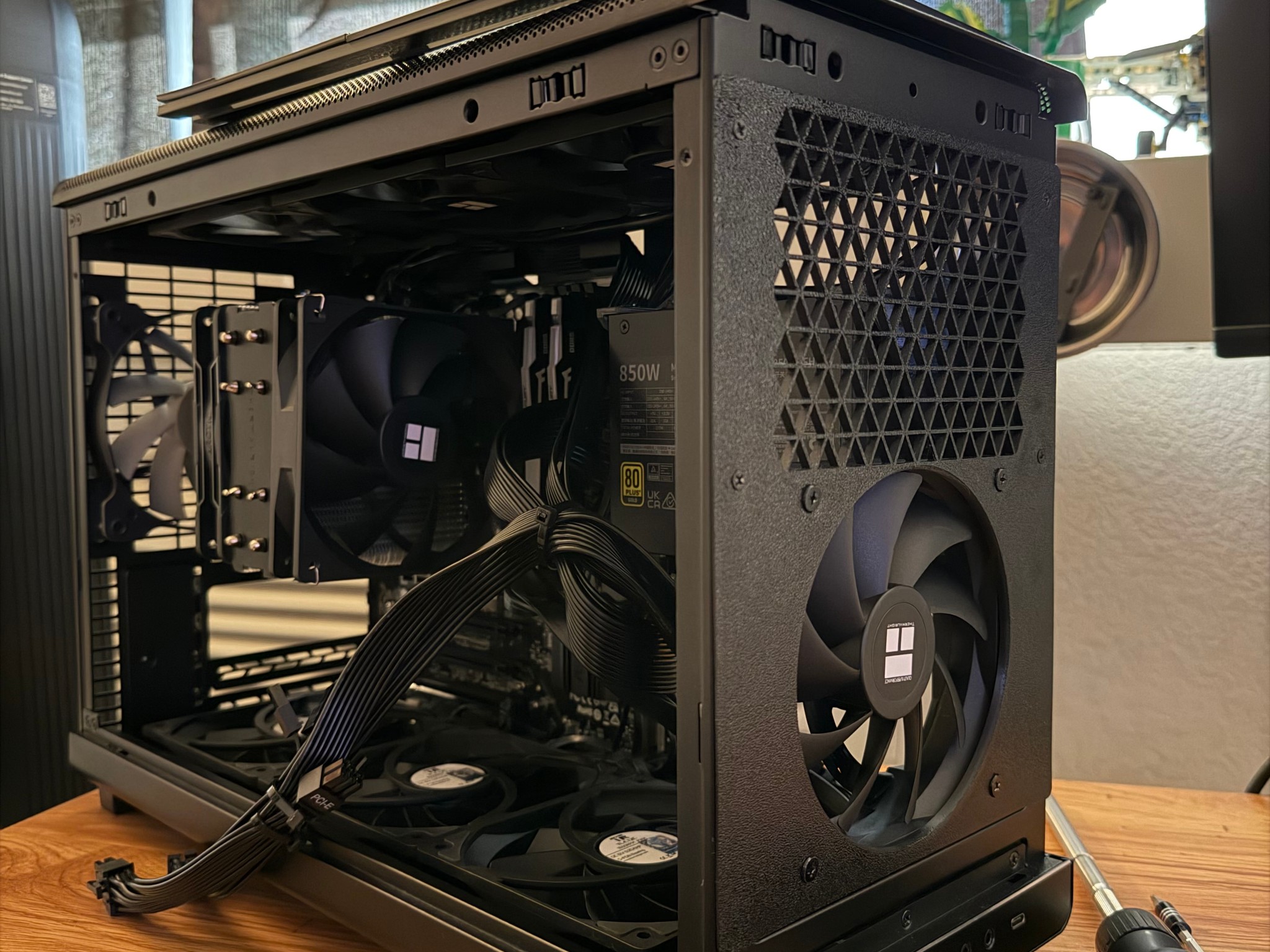 Ultimate AMD Gaming PC! | 7600X3D | 32GB DDR5 | 9070XT | 2TB SSD | Free Shipping!