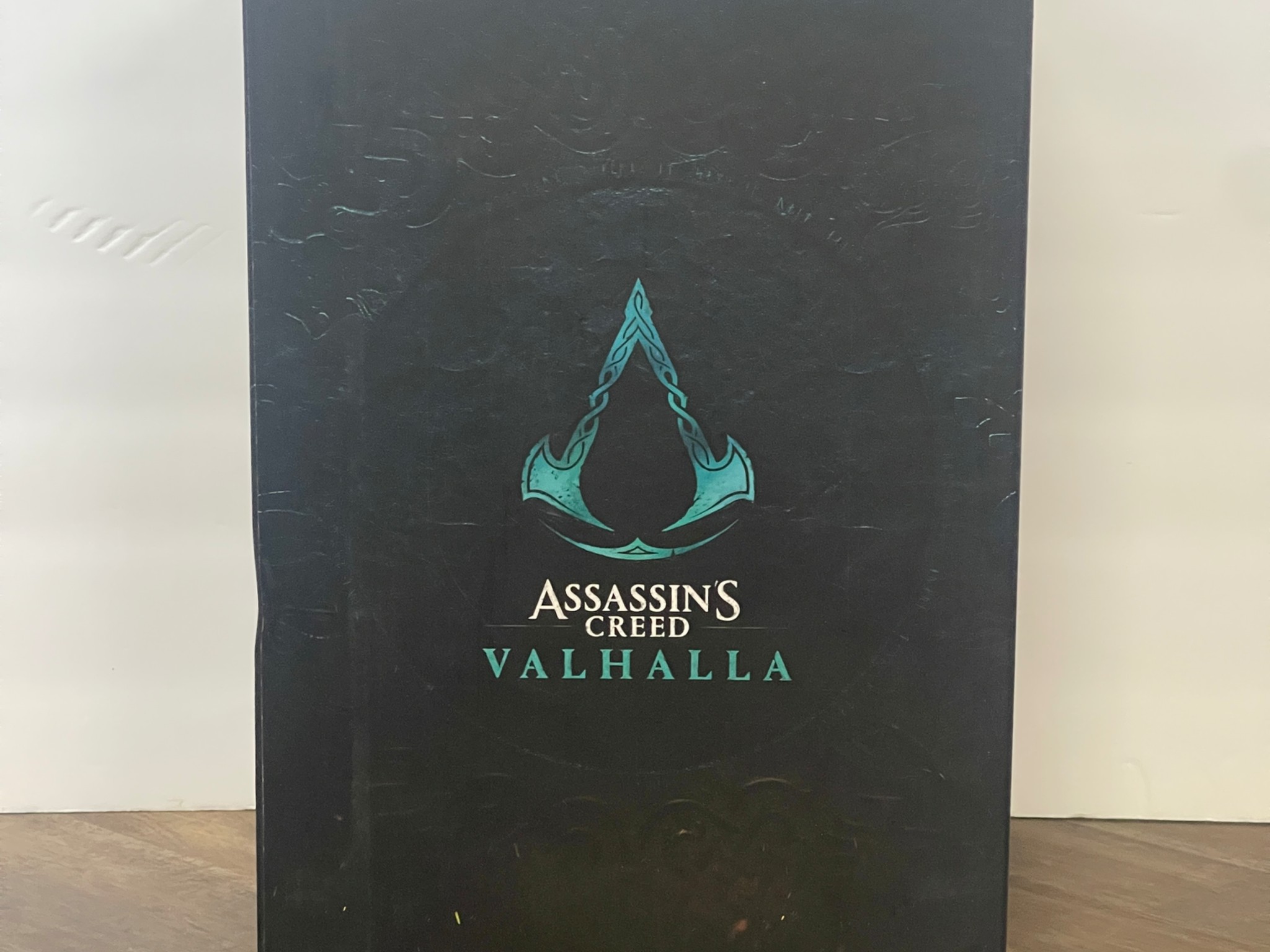 Assassin's Creed Valhalla Ragnarok Eivor Statue