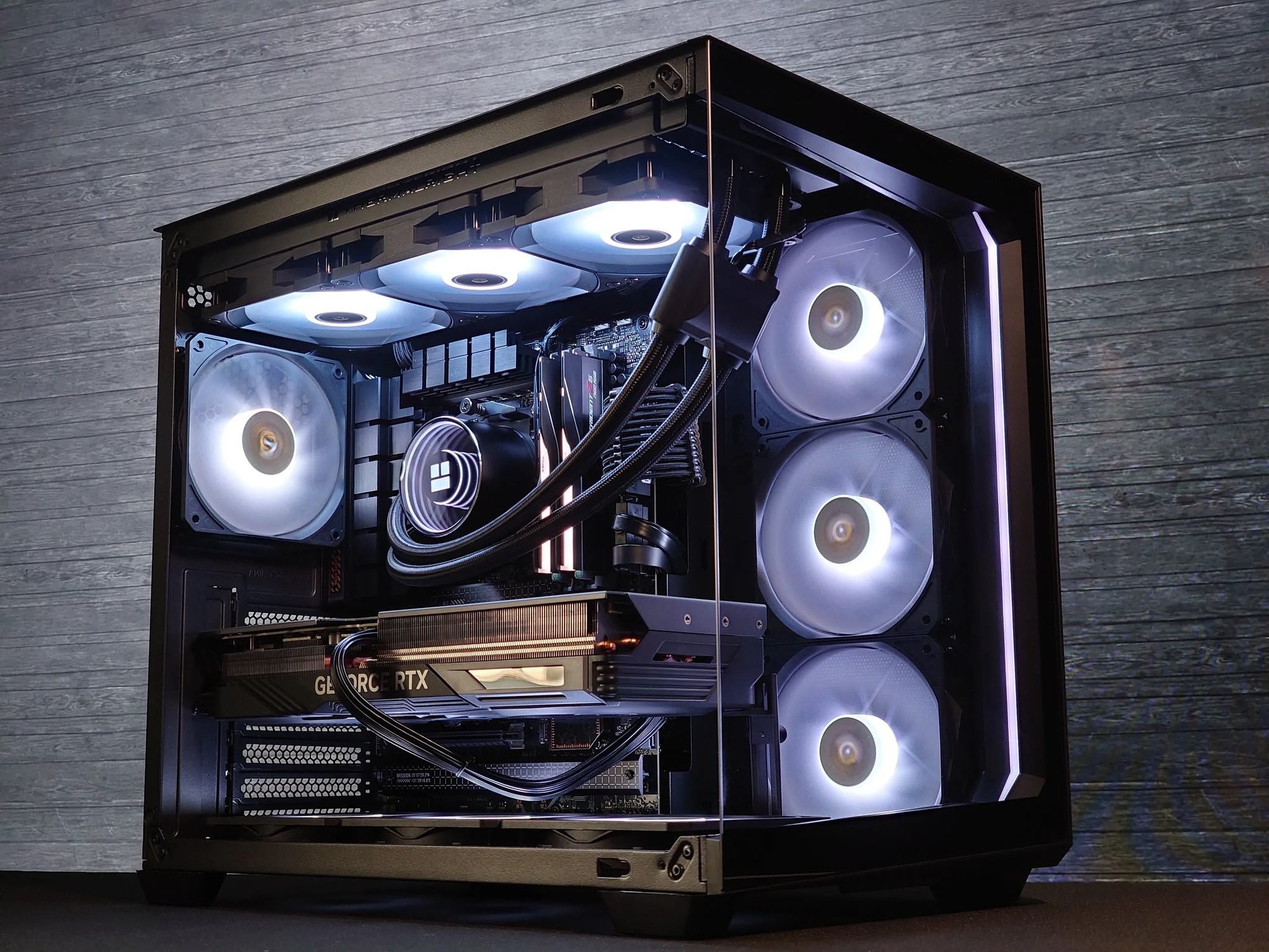 🌃🦇The Dark Knight 🦇Liquid Cooled Gaming PC🦇Nvidia RTX 4070 Ti 12GB🦇AMD Ryzen 7 7700🦇32GB DDR5
