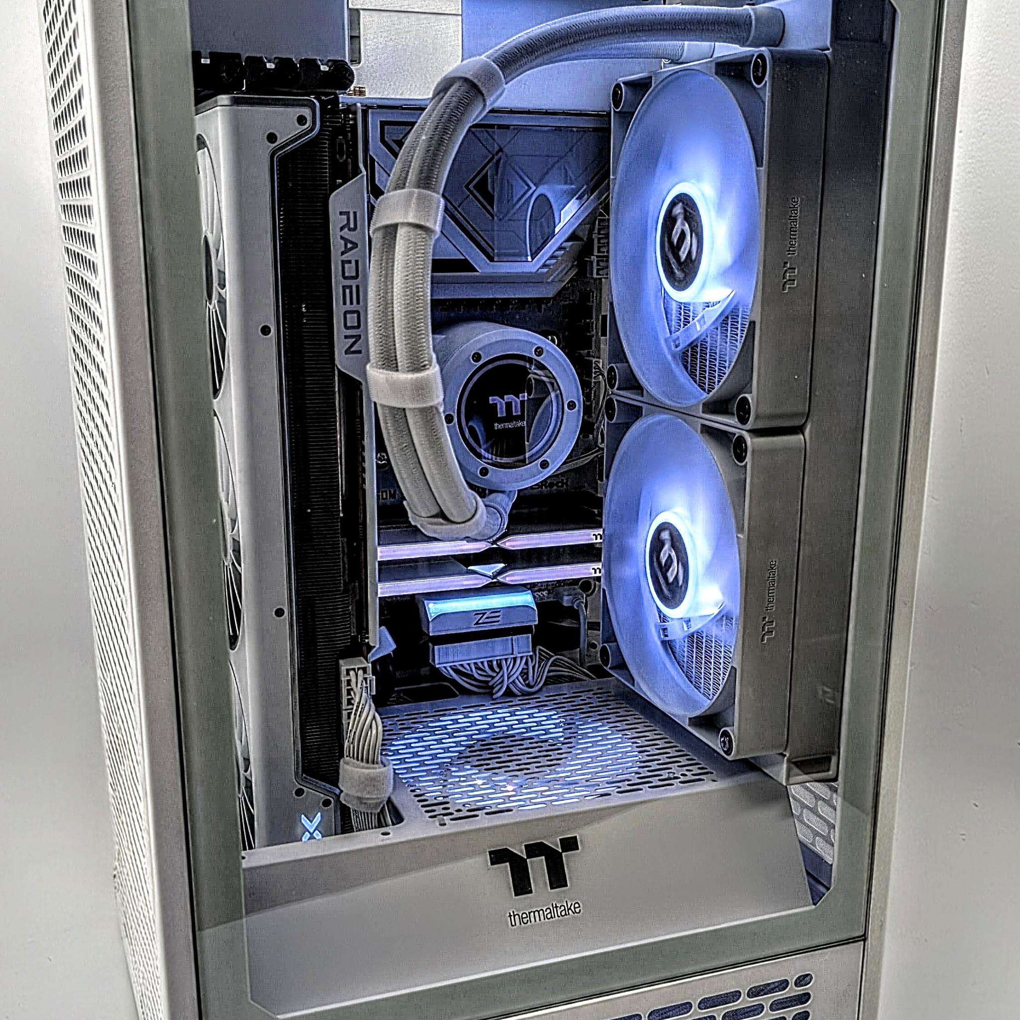 ☆★✮ Thermaltake White Out ✮★☆ All New