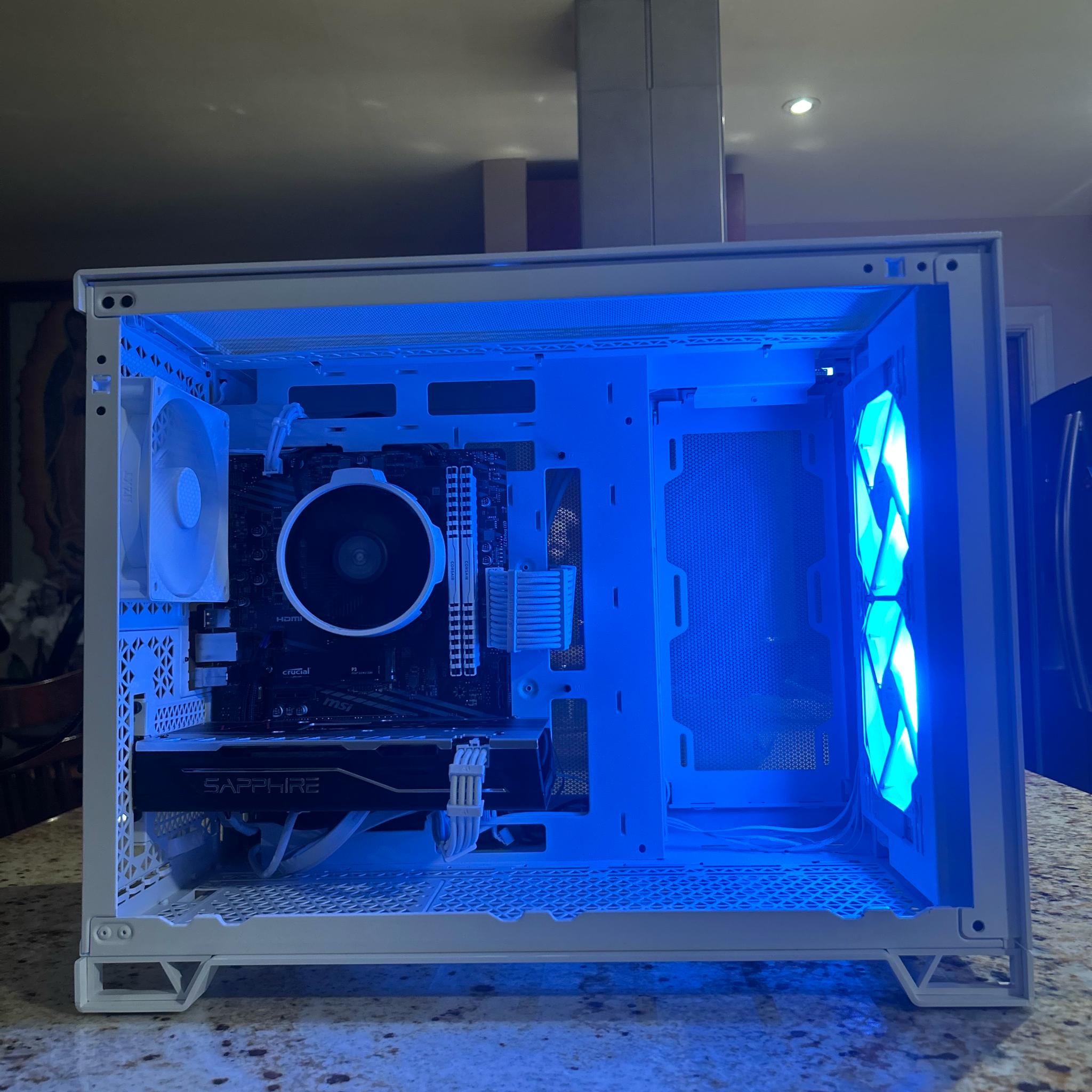 White Budget Gaming PC | RX 580 8GB | RYZEN 5 3600 | 16GB RAM | 500GB SSD| WIN 11 PRO