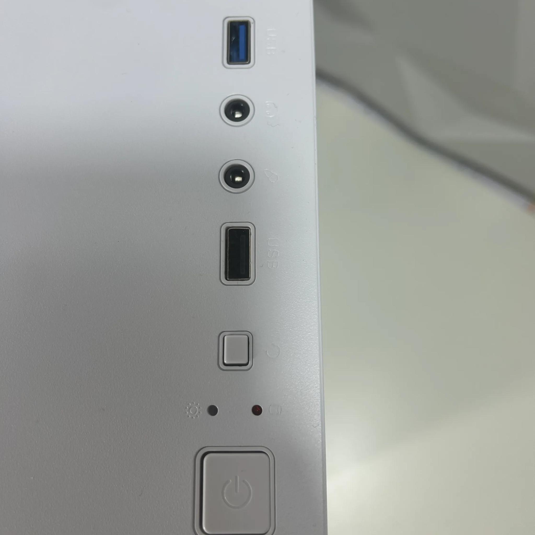 🥶🧊//ICEBERG V3// - Ryzen 5 2600, GTX 1660 Super, 16GB, 1TB SSD🥶🧊