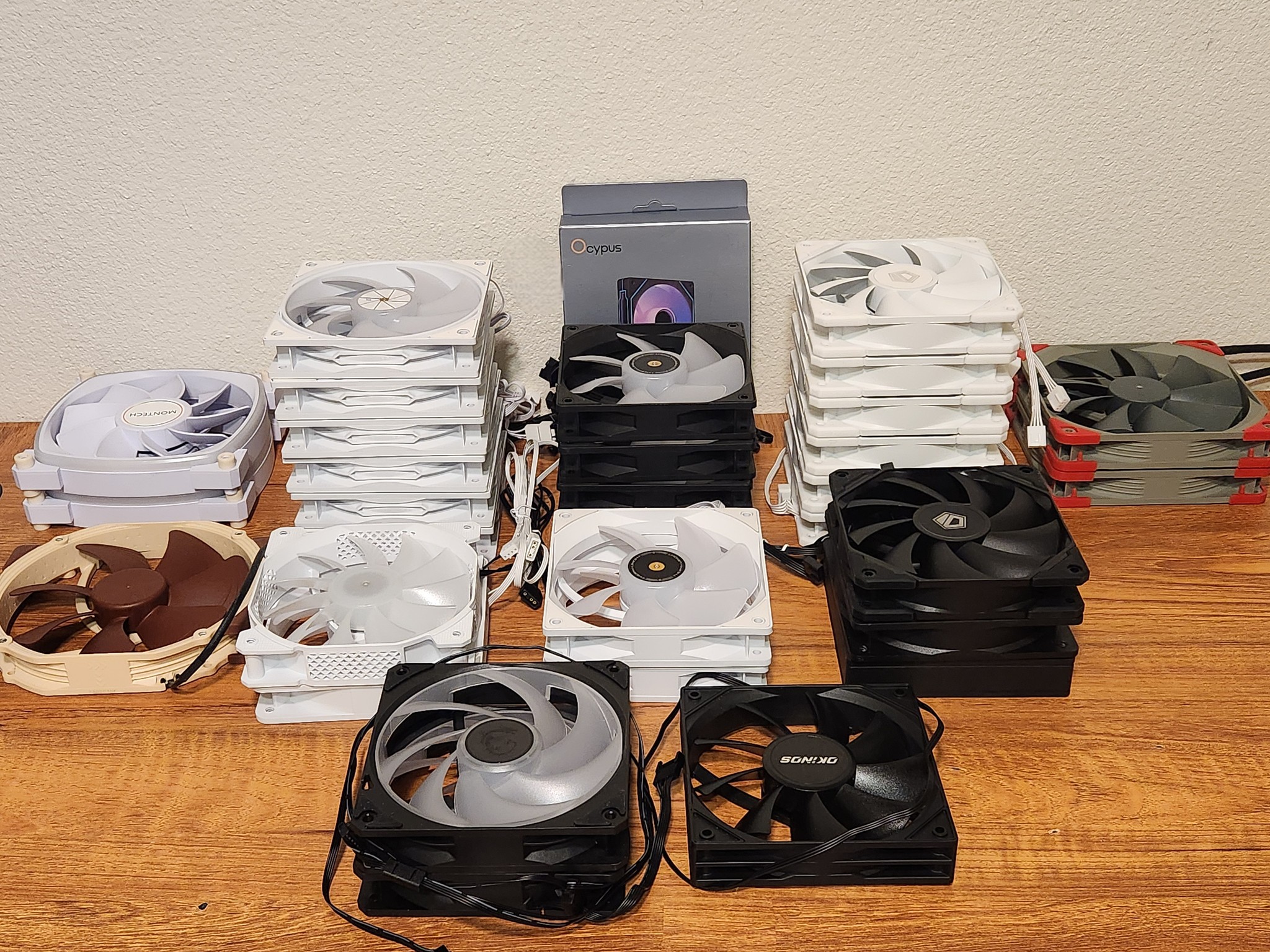 Lot of 30x Fans! | 120mm + 140mm | Multi-Branded | Negotiable