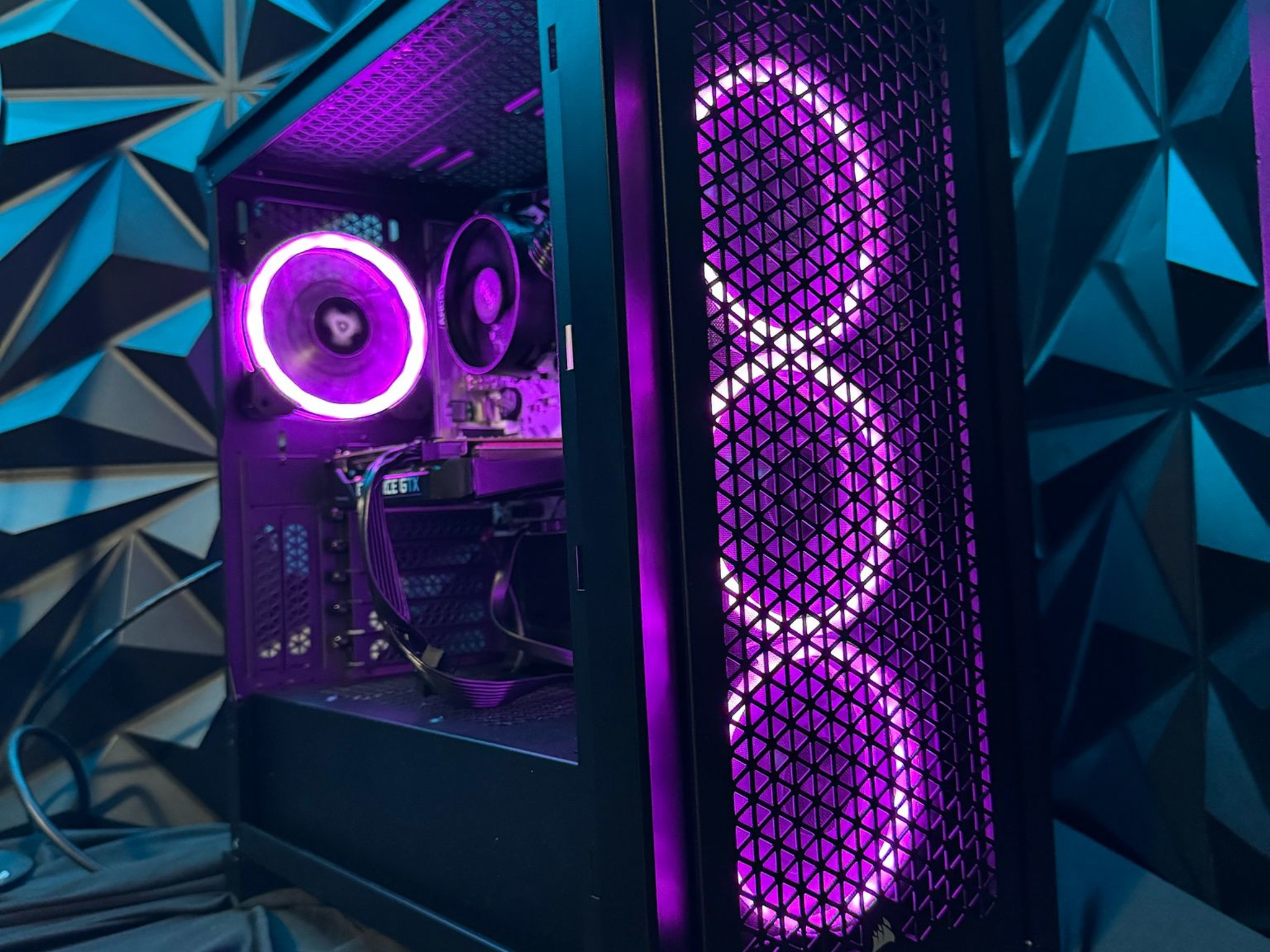 💰 Budget Baddie 1660 💀🔥 Ryzen 2600| GTX 1660Super| 16 GB DDR4 |1.75 TB Storage