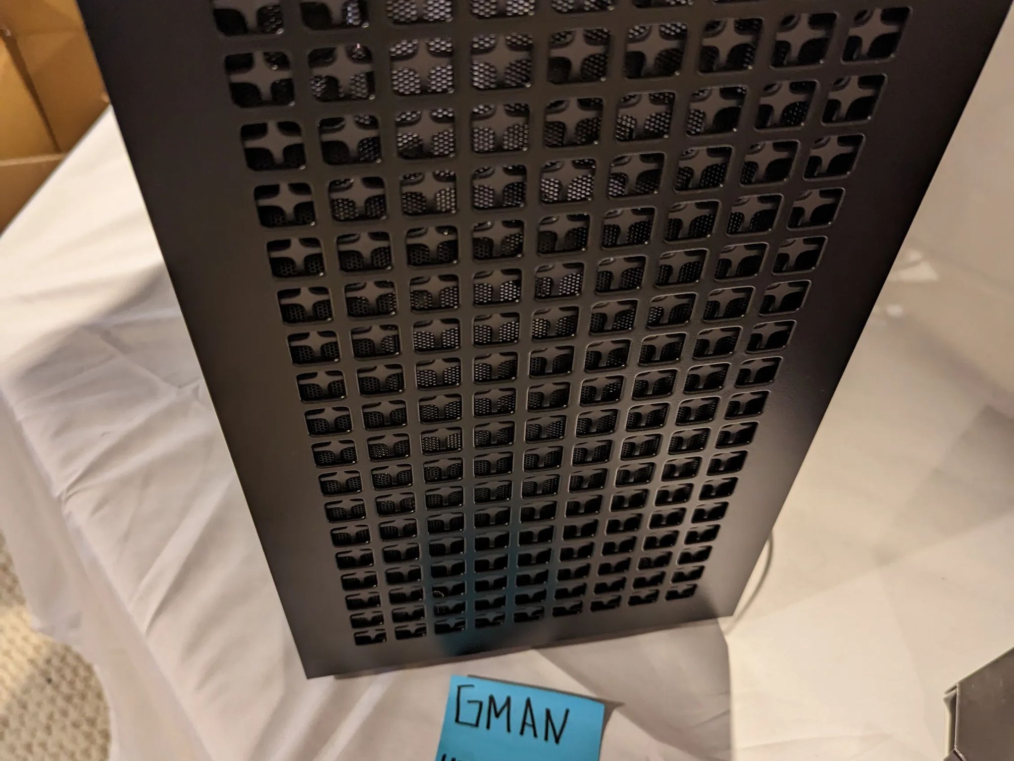 | Intel i3-13100 |RTX 3060 Gigabyte Eagle| 16GB DDR4 3200MHz|