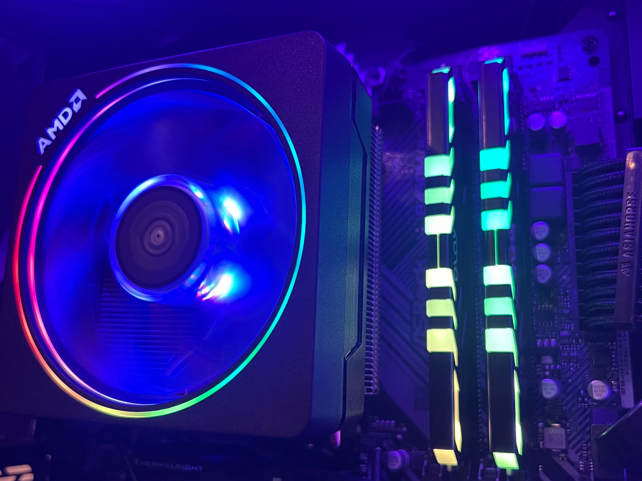 "The Dark Night" / Ryzen 7 3800XT, RX 6700XT, 1tb Gen4, 32gb ddr4 gaming pc with free keyboard