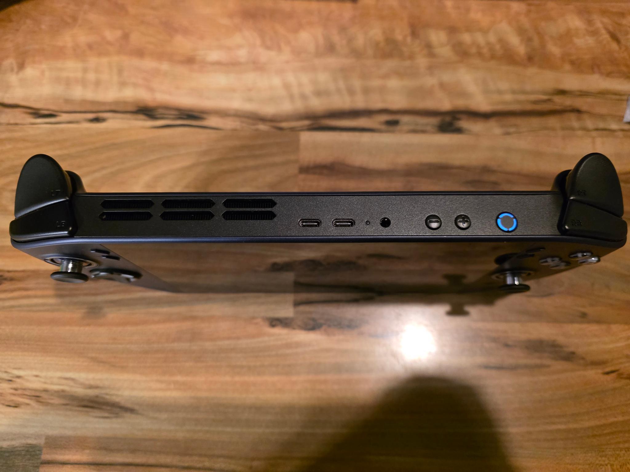 Lenovo Legion Go S w/ SteamOS